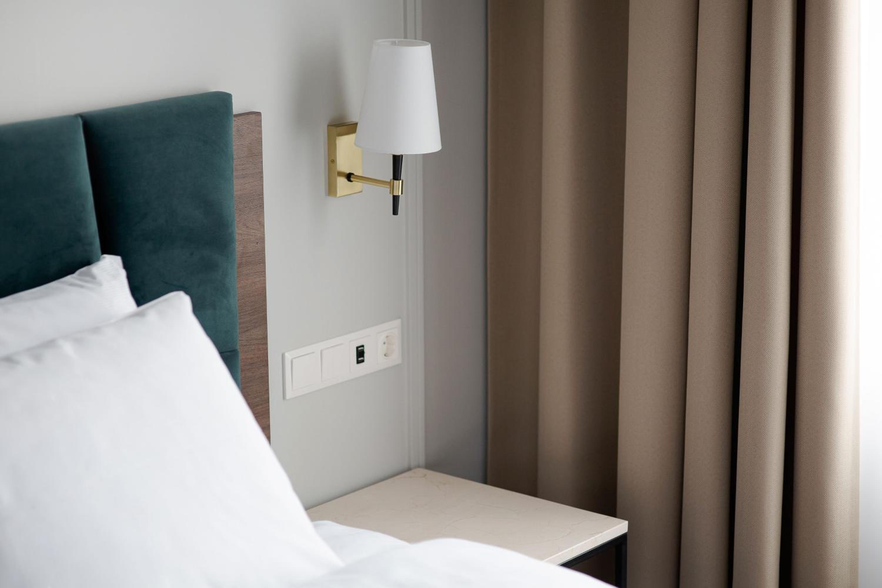 Superior Double or Twin Room - Photo 6