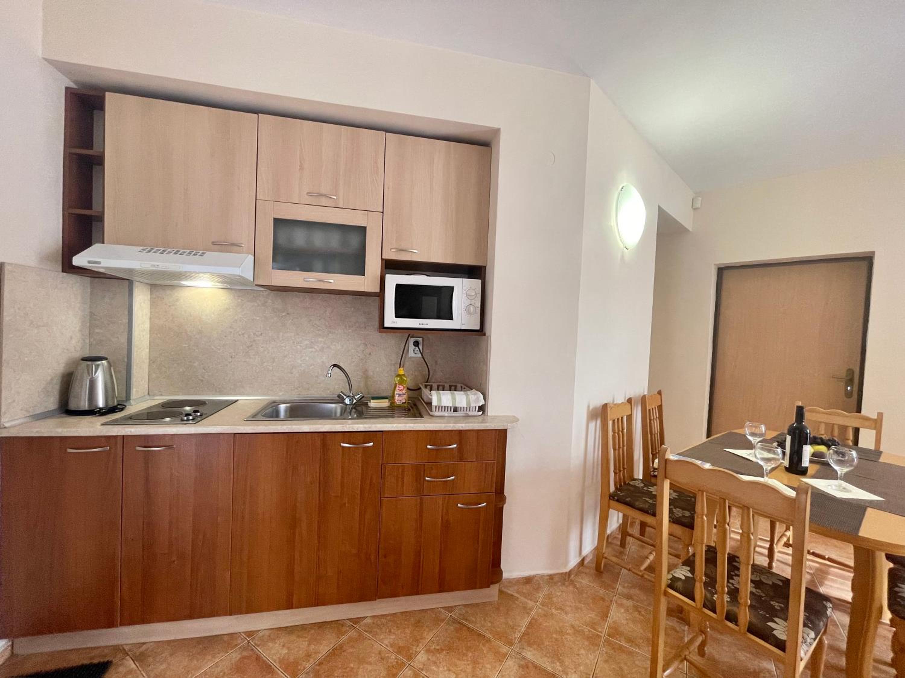 One-Bedroom Apartment - Photo 16