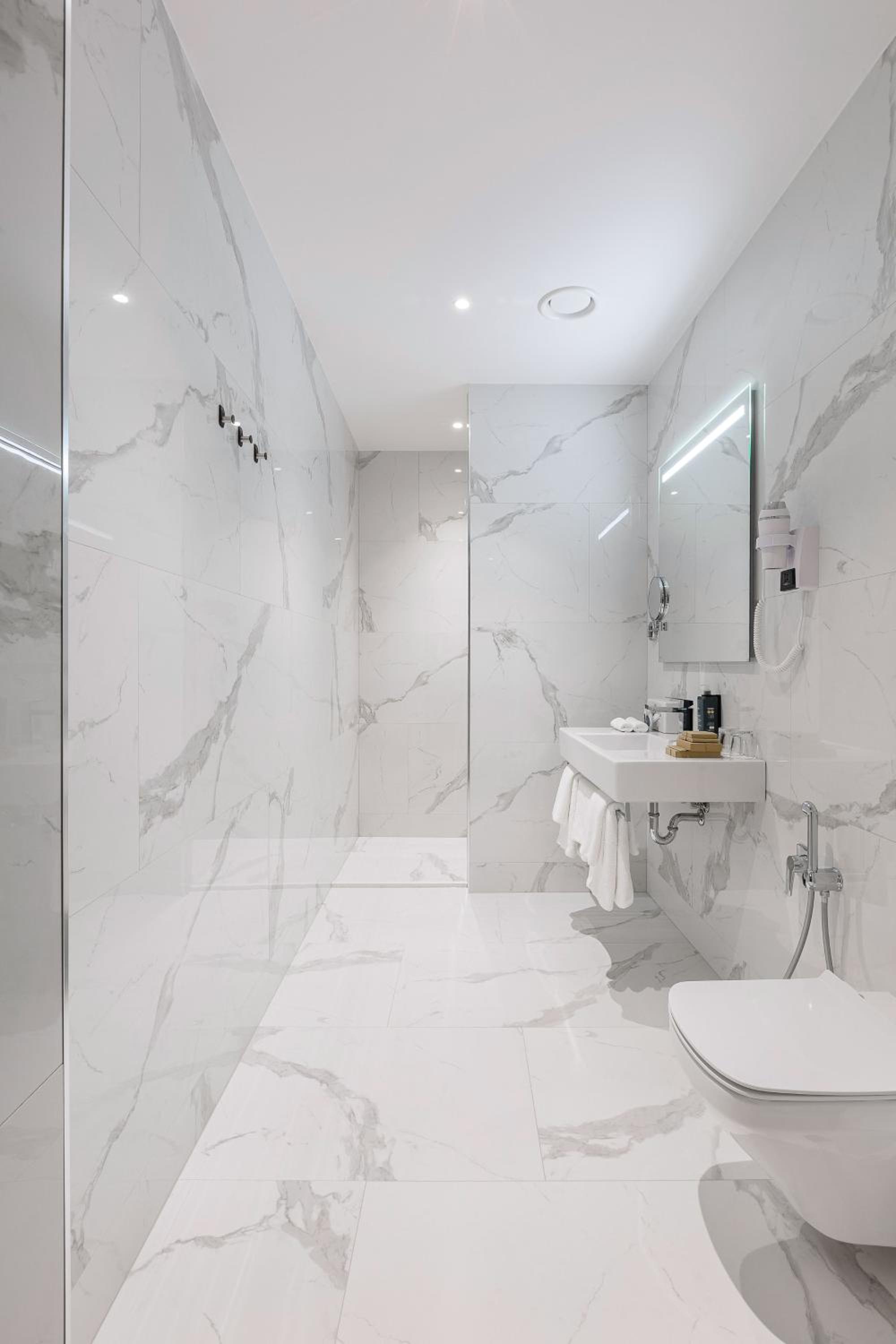 Business Superior Room with SPA Access - Photo 6