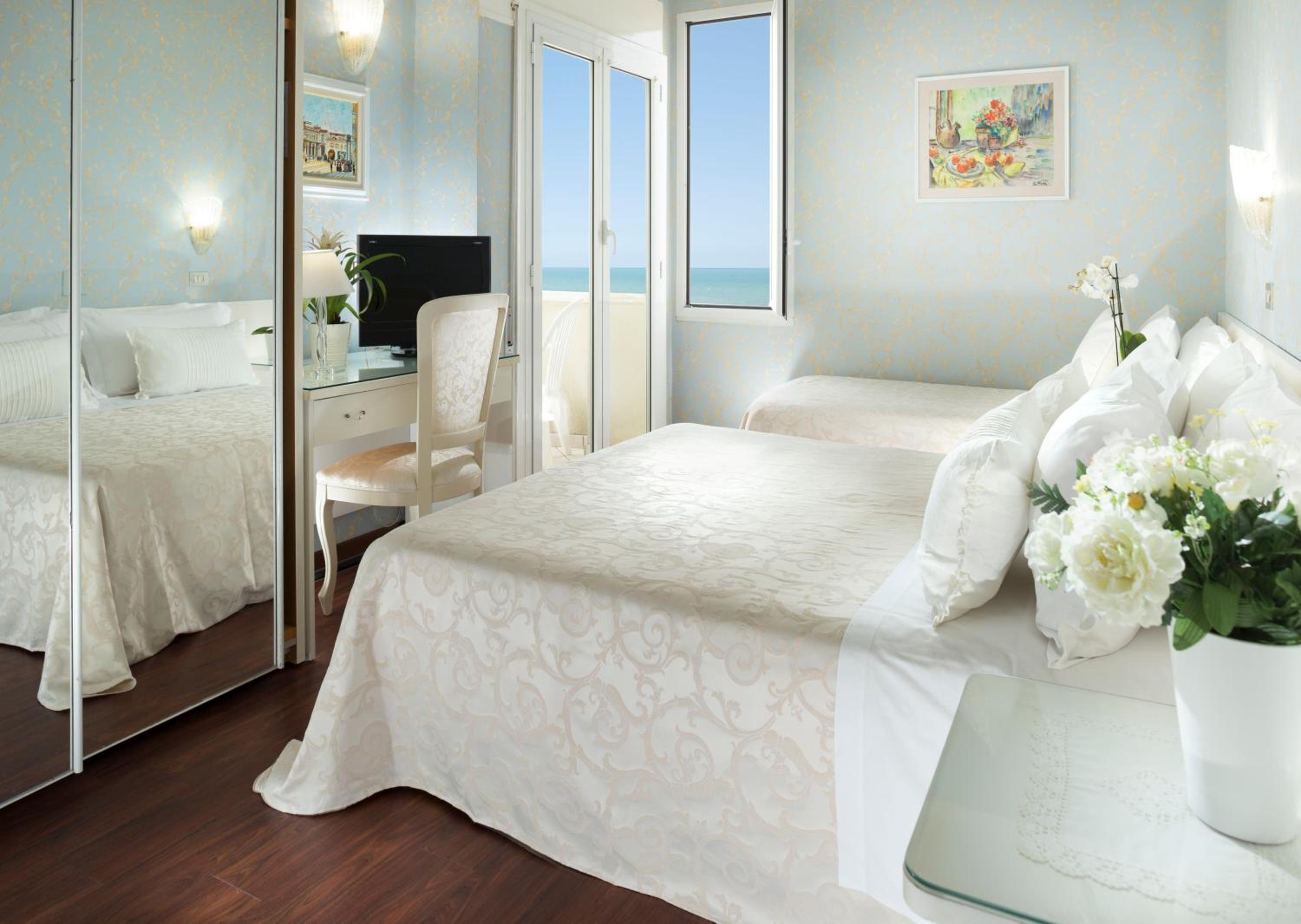 Superior Triple Room with Sea View