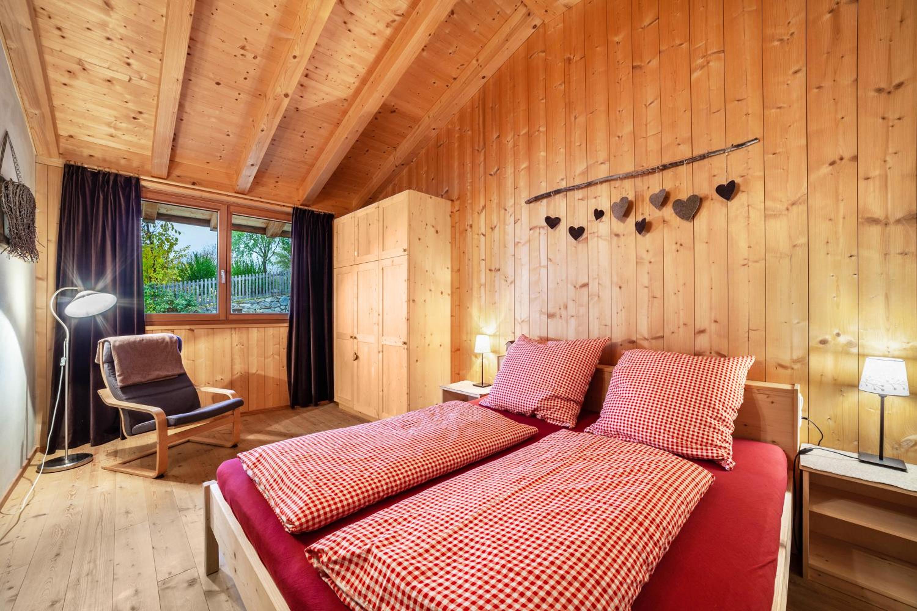 Two-Bedroom Apartment with Mountain View photo 1