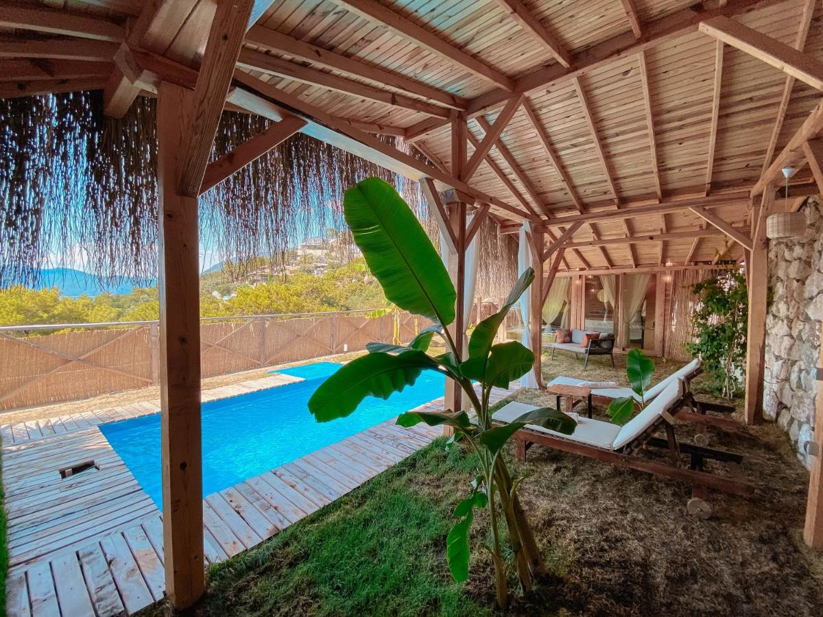 Deluxe Bungalow with Sea View
