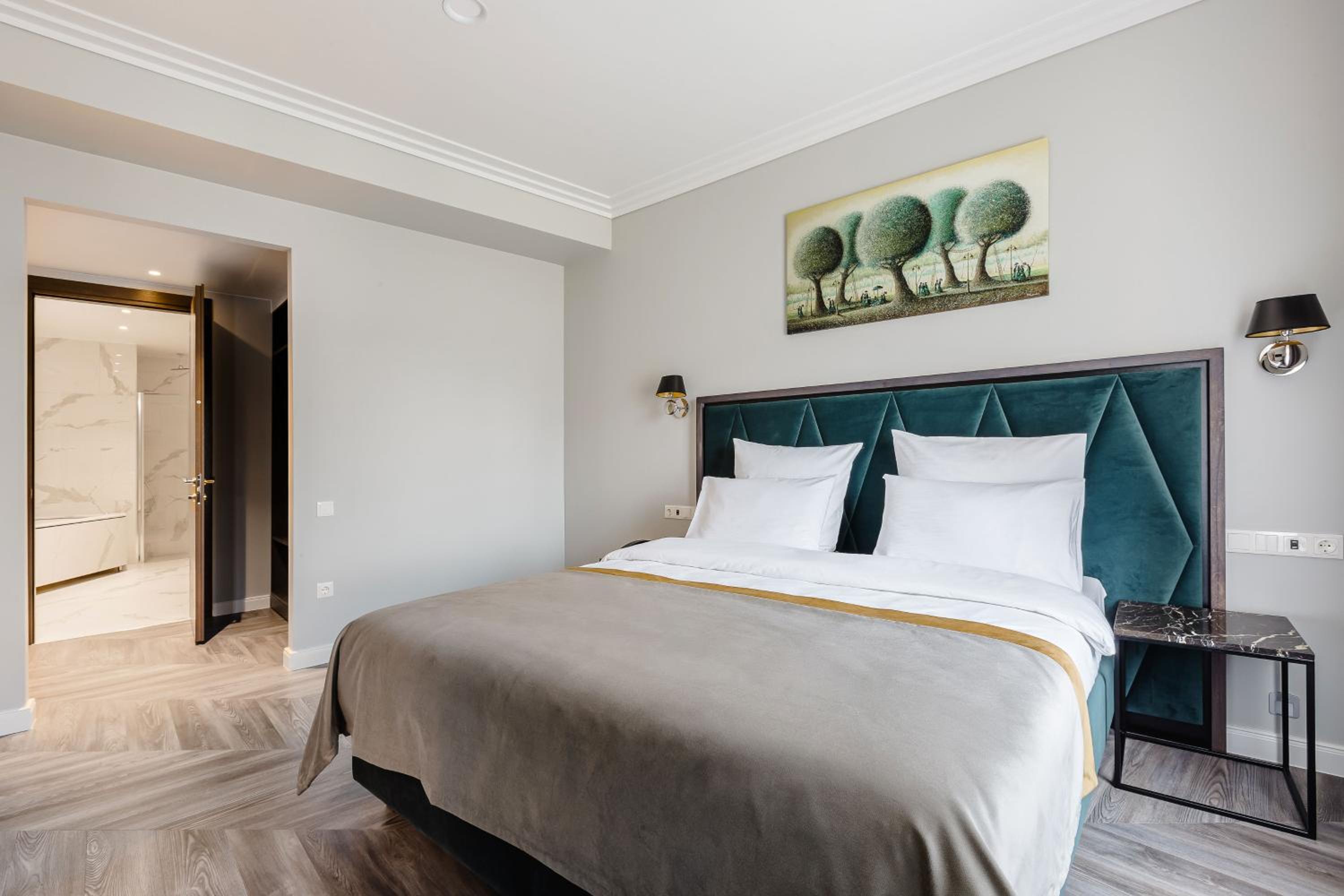  Executive Suite with SPA Access  - Photo 1