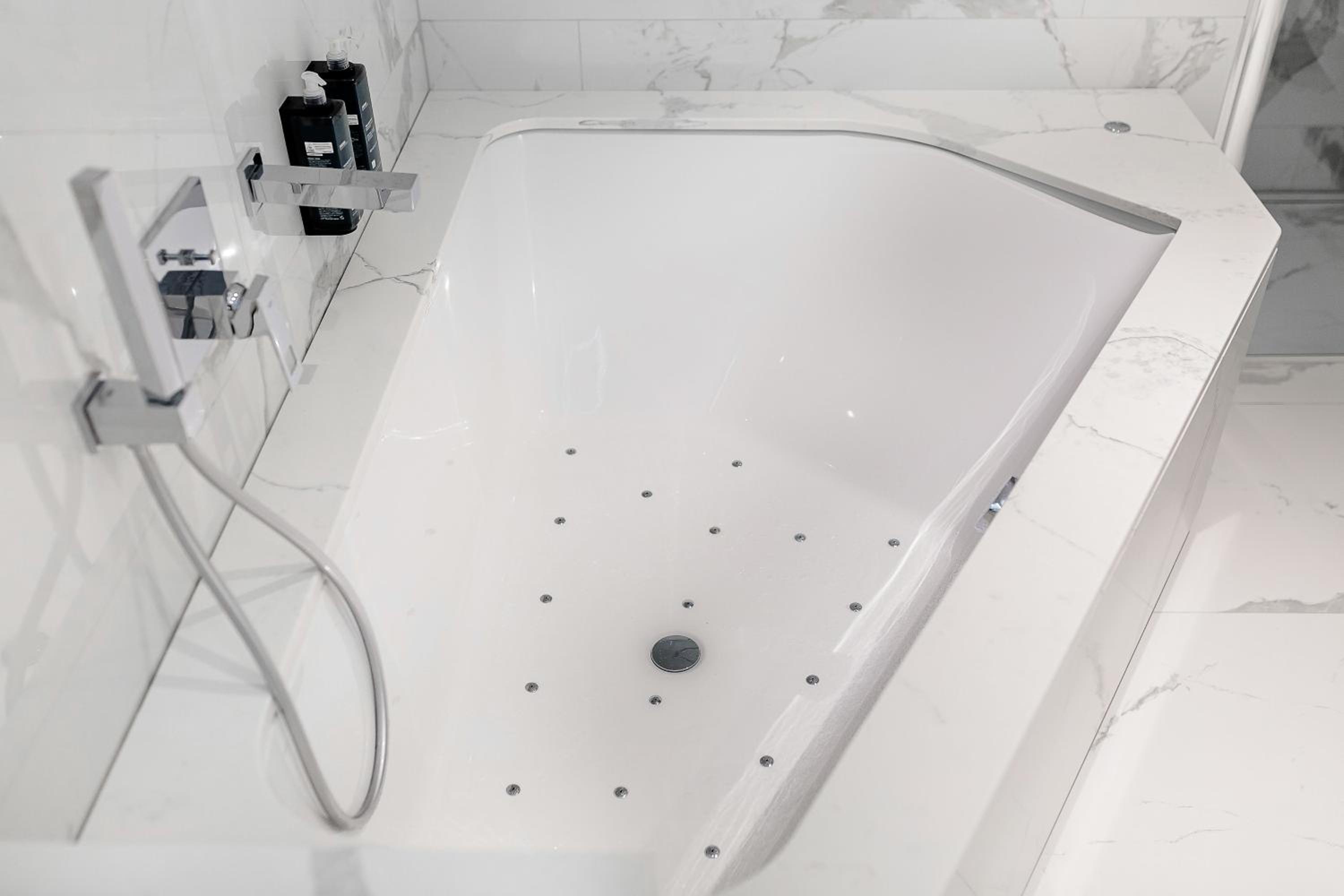  Executive Suite with SPA Access  - Photo 5