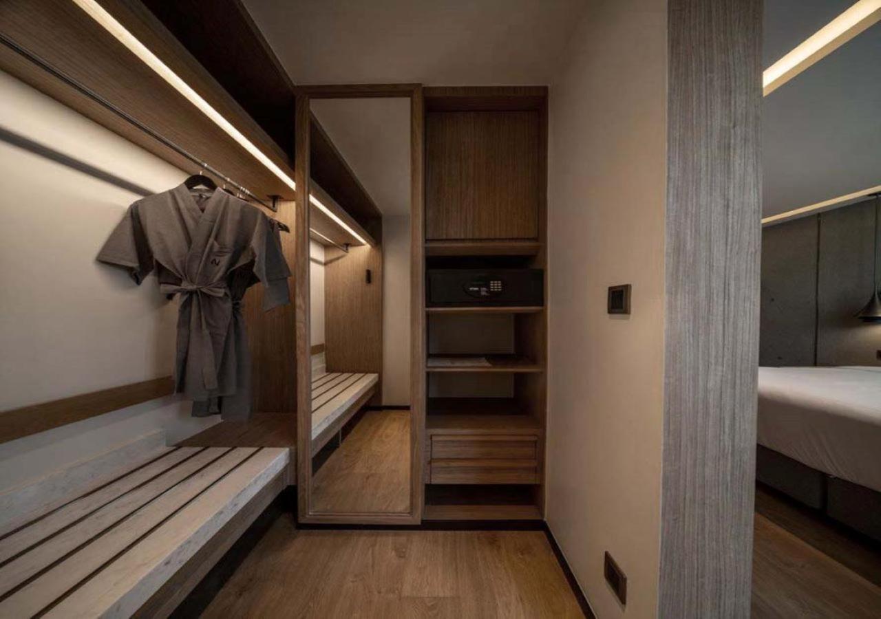 Superior King Room photo 3