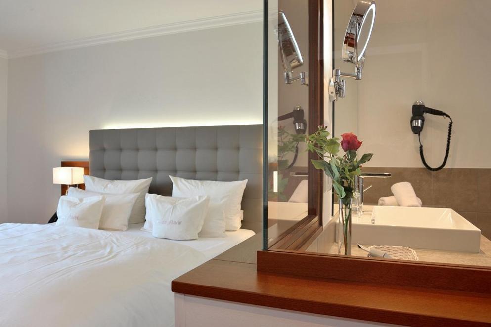Double or Twin Room photo 3