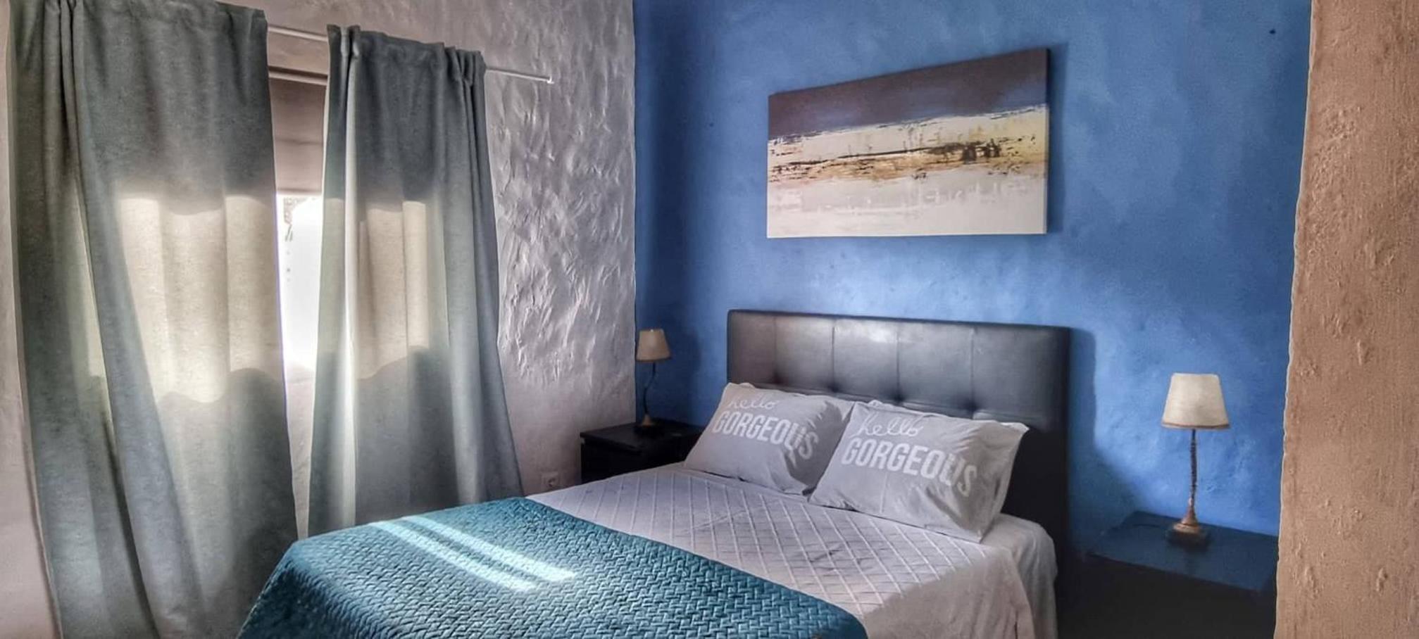 Villa com Piscina Privada