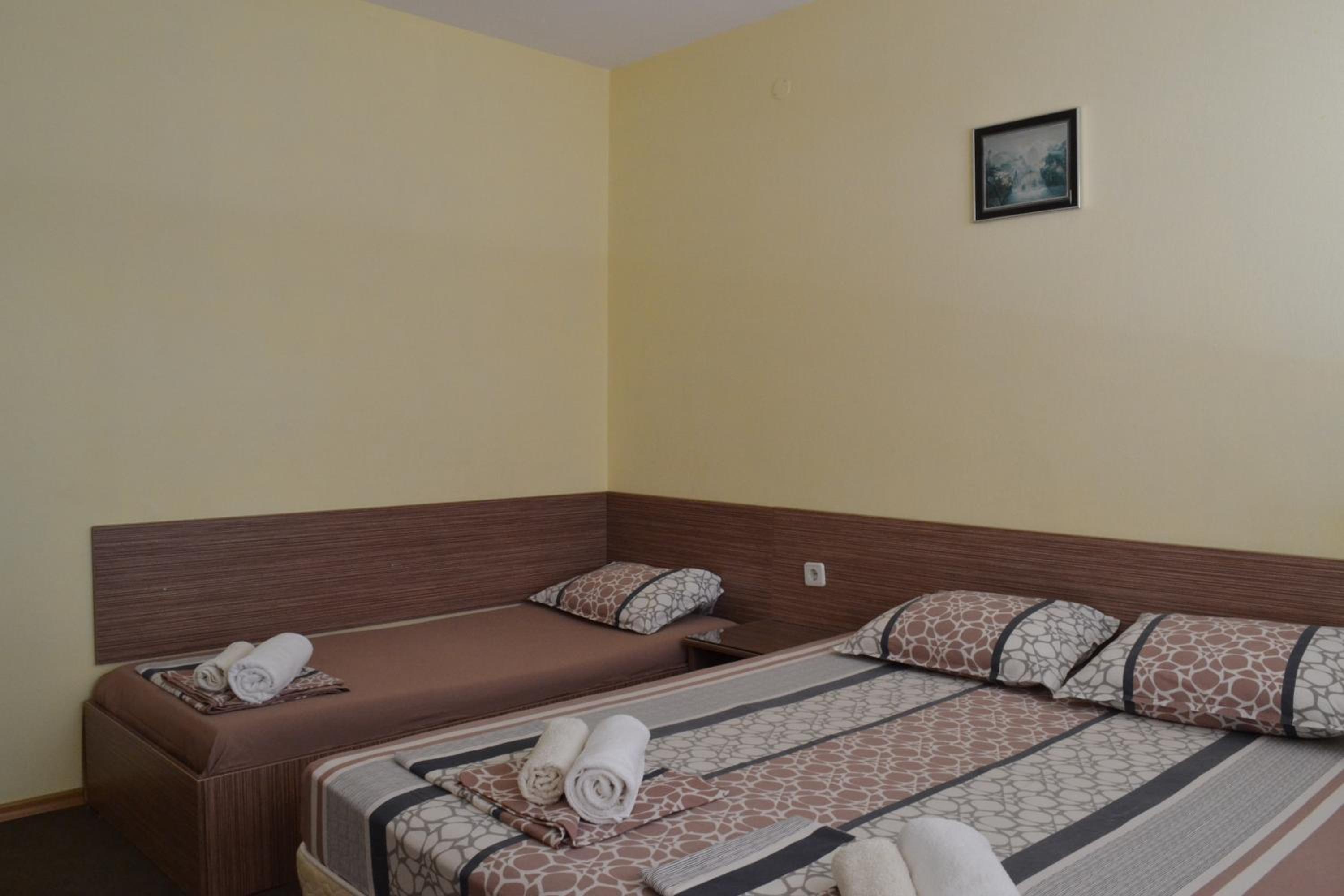 Triple Room with Terrace photo 3