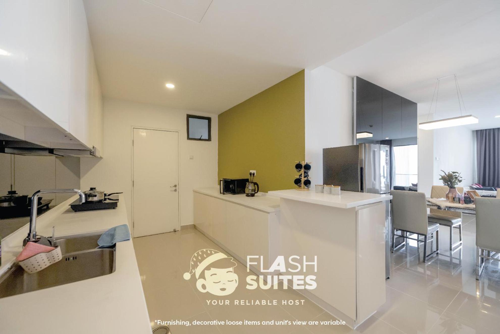 Executive Three Bedroom Suite - Photo 5