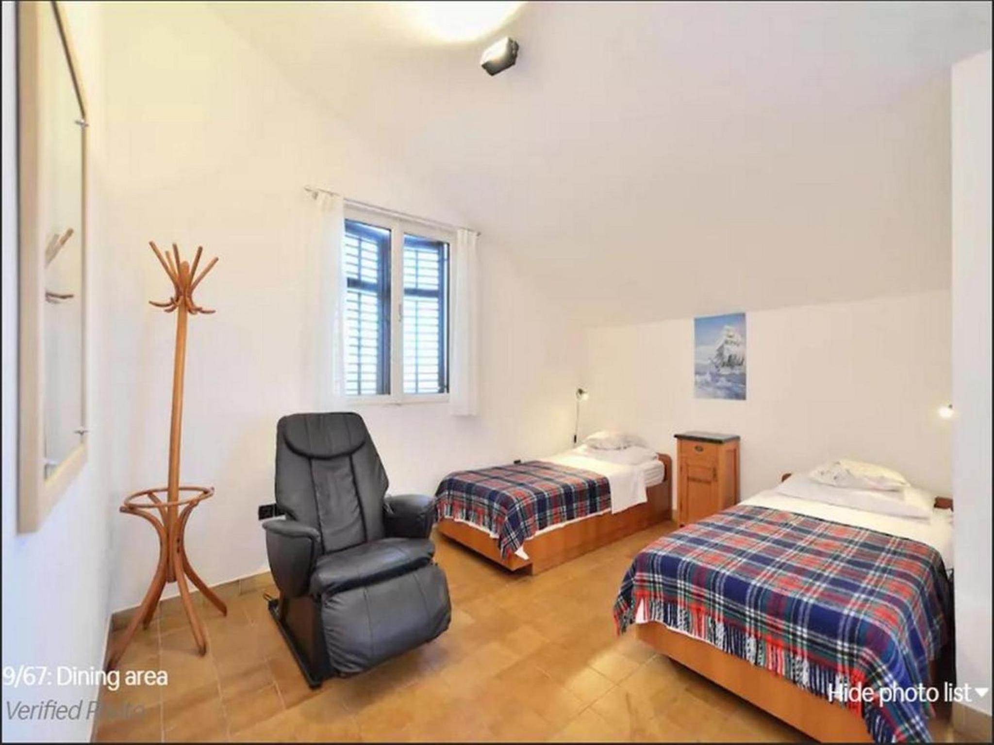 Three Bedroom Holiday Home with Terrace photo 3