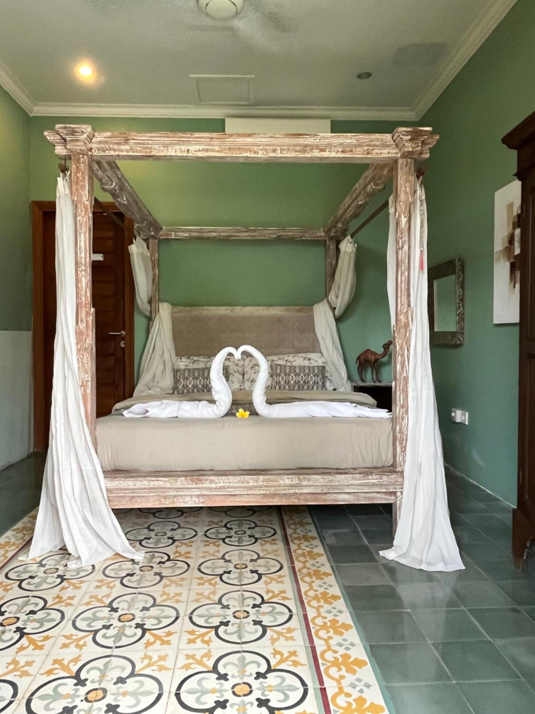 Deluxe Queen Room - Photo 1