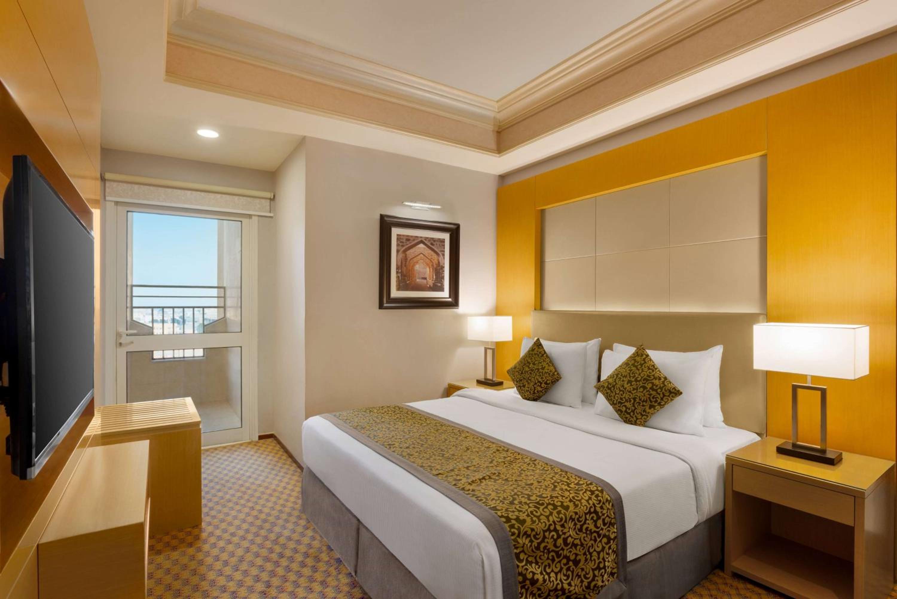One-Bedroom Suite - Non-Smoking - Photo 2