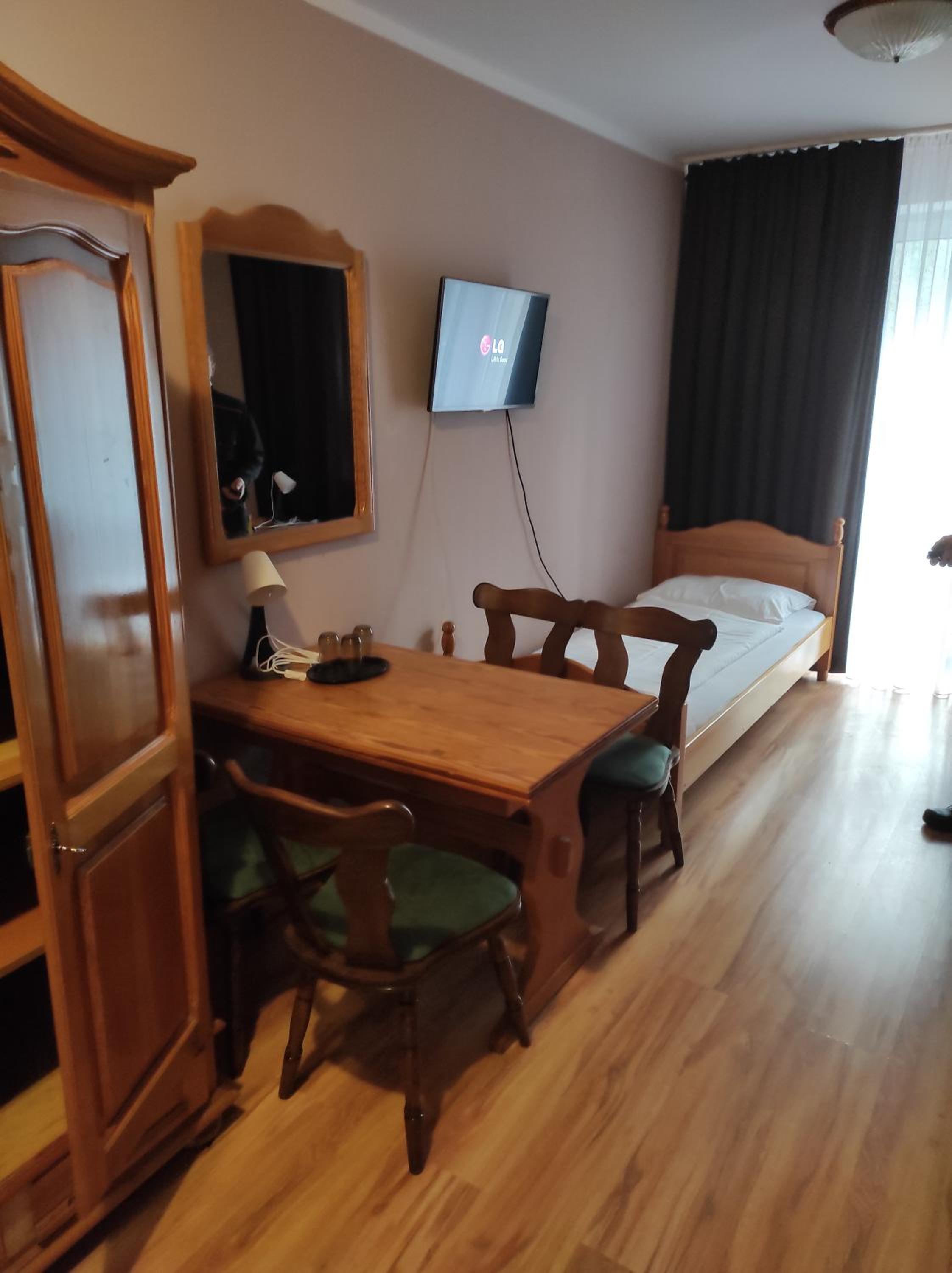 Standard Quadruple Room - Photo 1