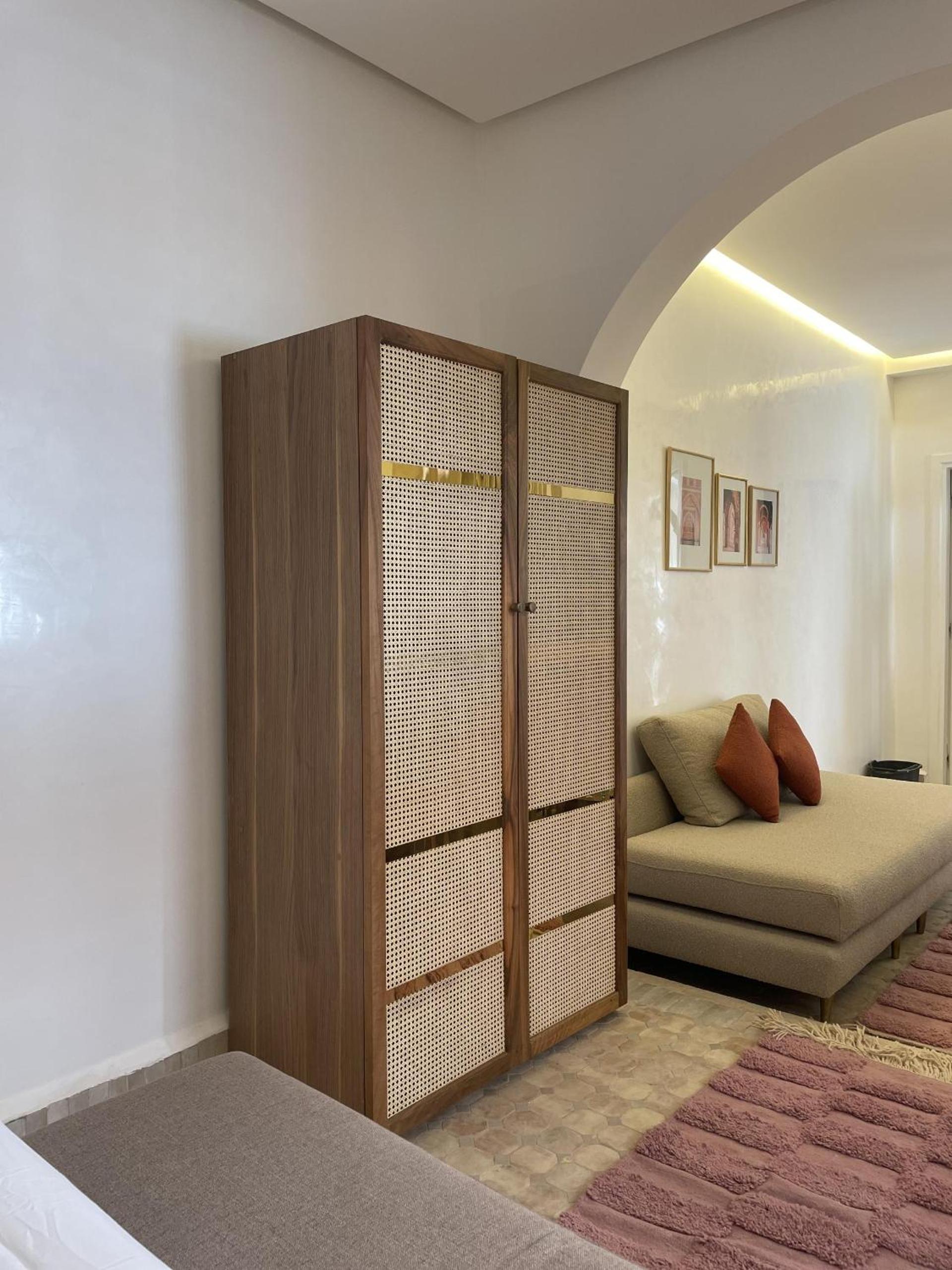 One-Bedroom Suite - Photo 10