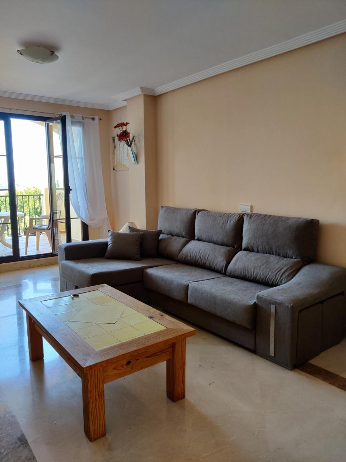 Apartamento con vista a la piscina
