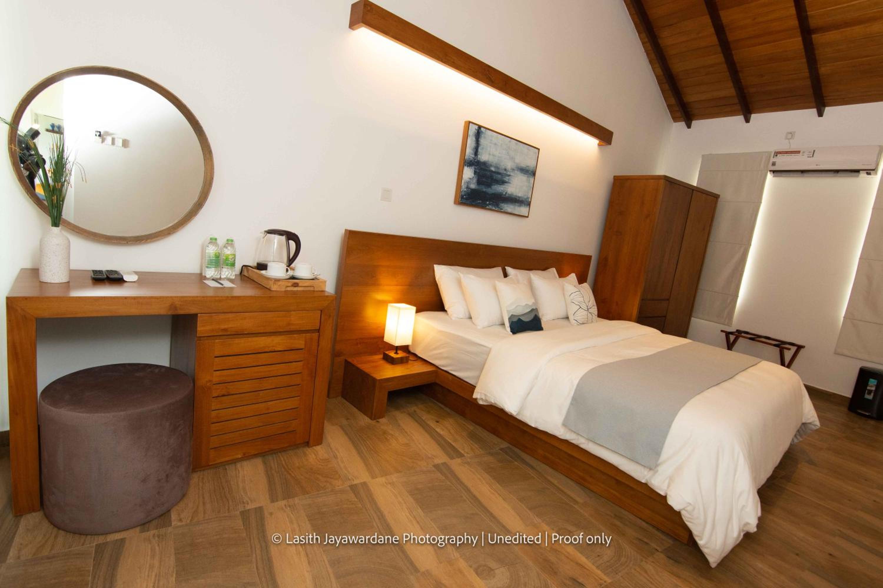 Deluxe Room (2 Adults + 1 Child) photo 2