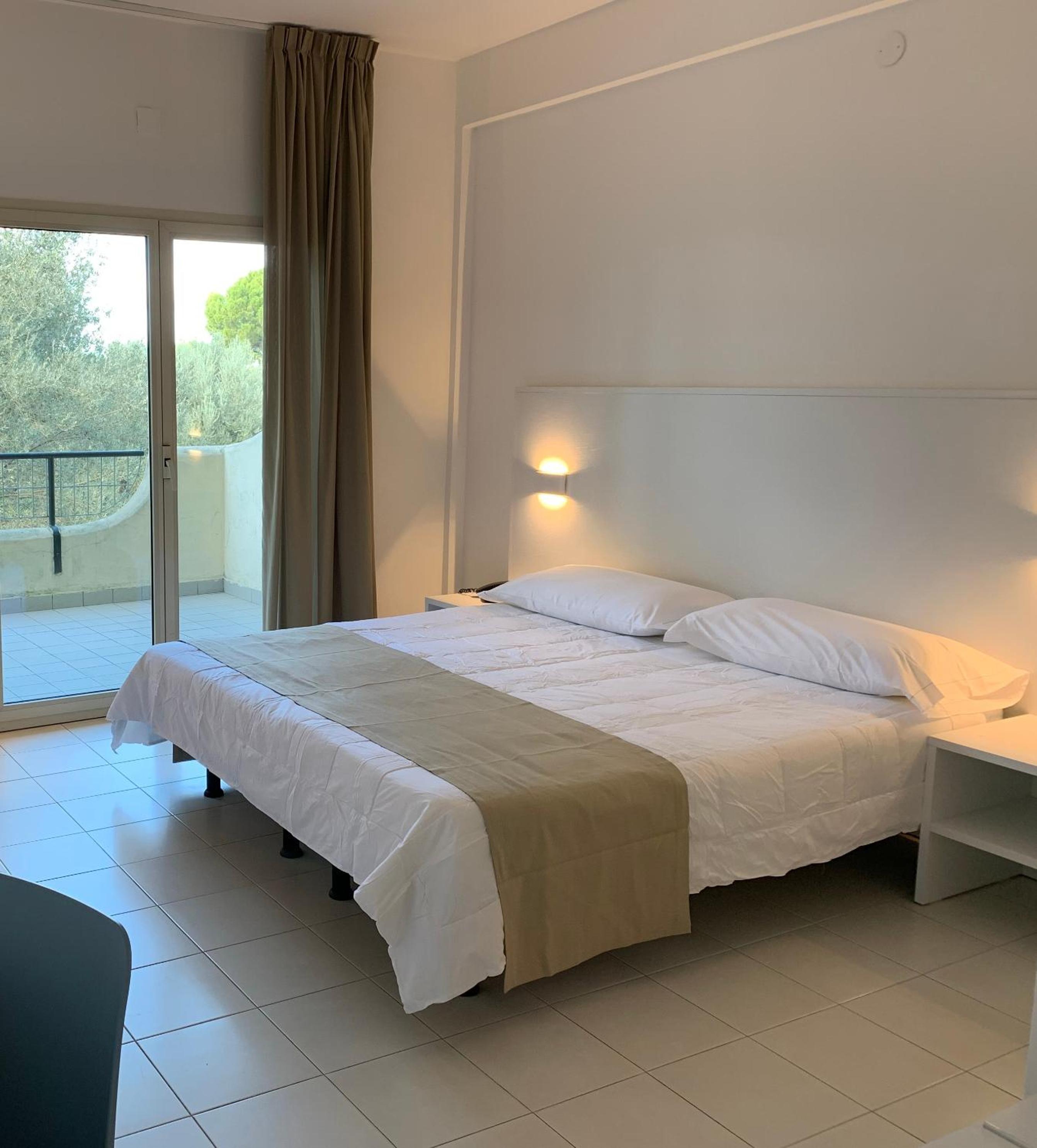 Comfort Double Room with Garden View photo 1