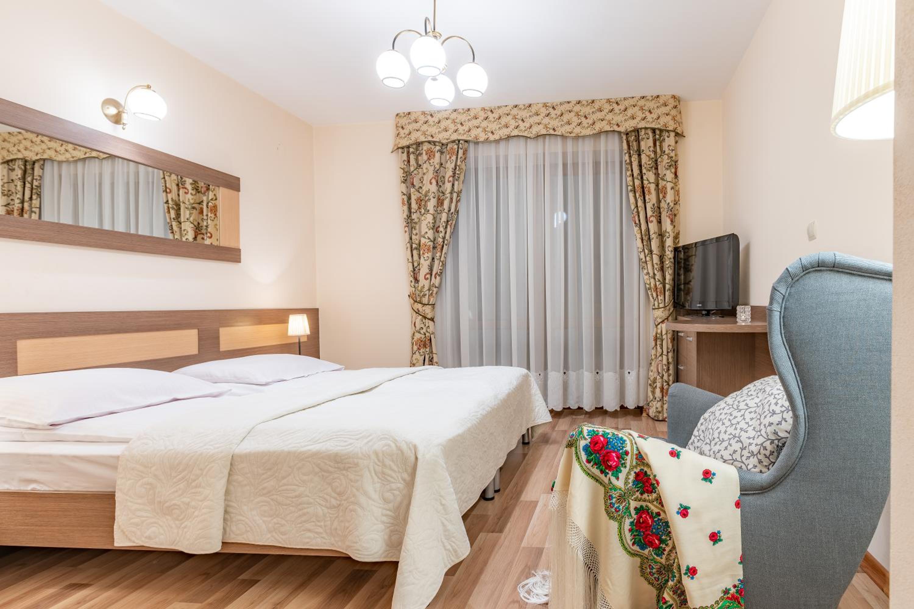 Large Double Room