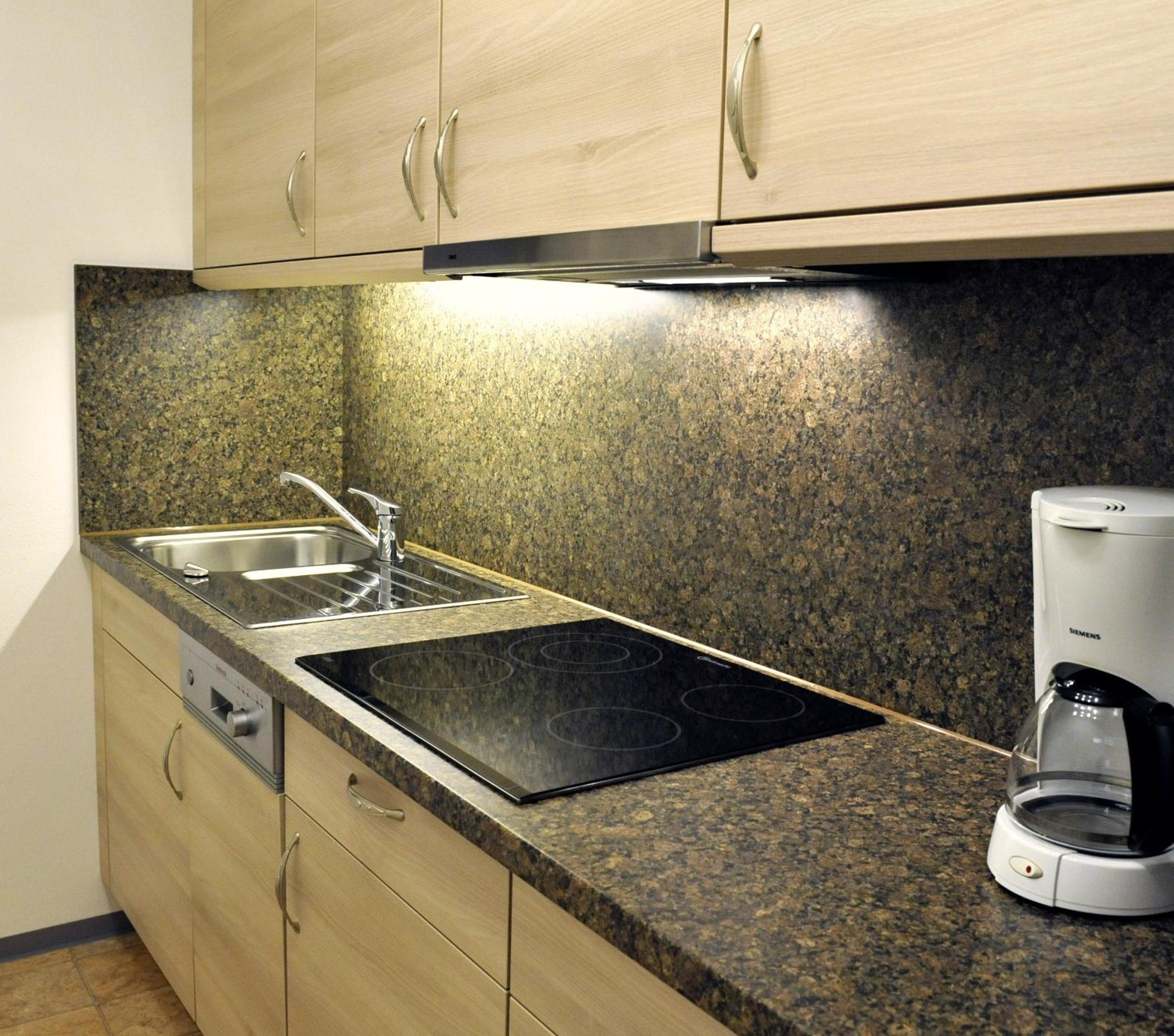 One-Bedroom Apartment with Terrace photo 3