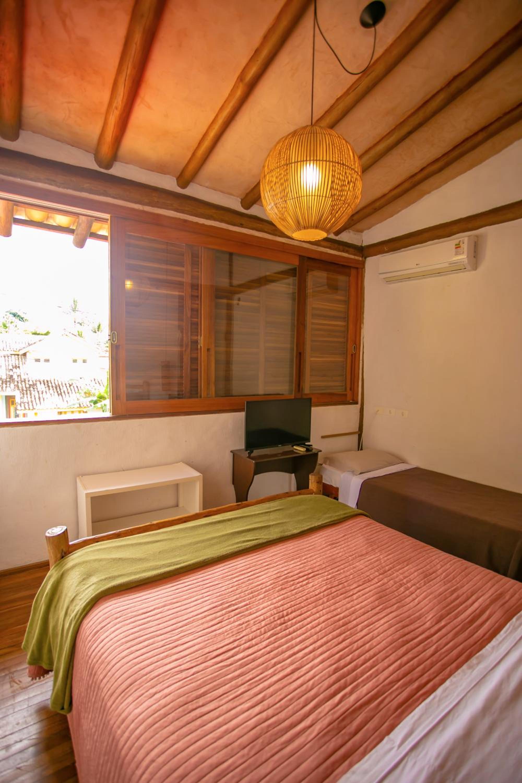 Standard Suite - Superior Floor - Photo 9