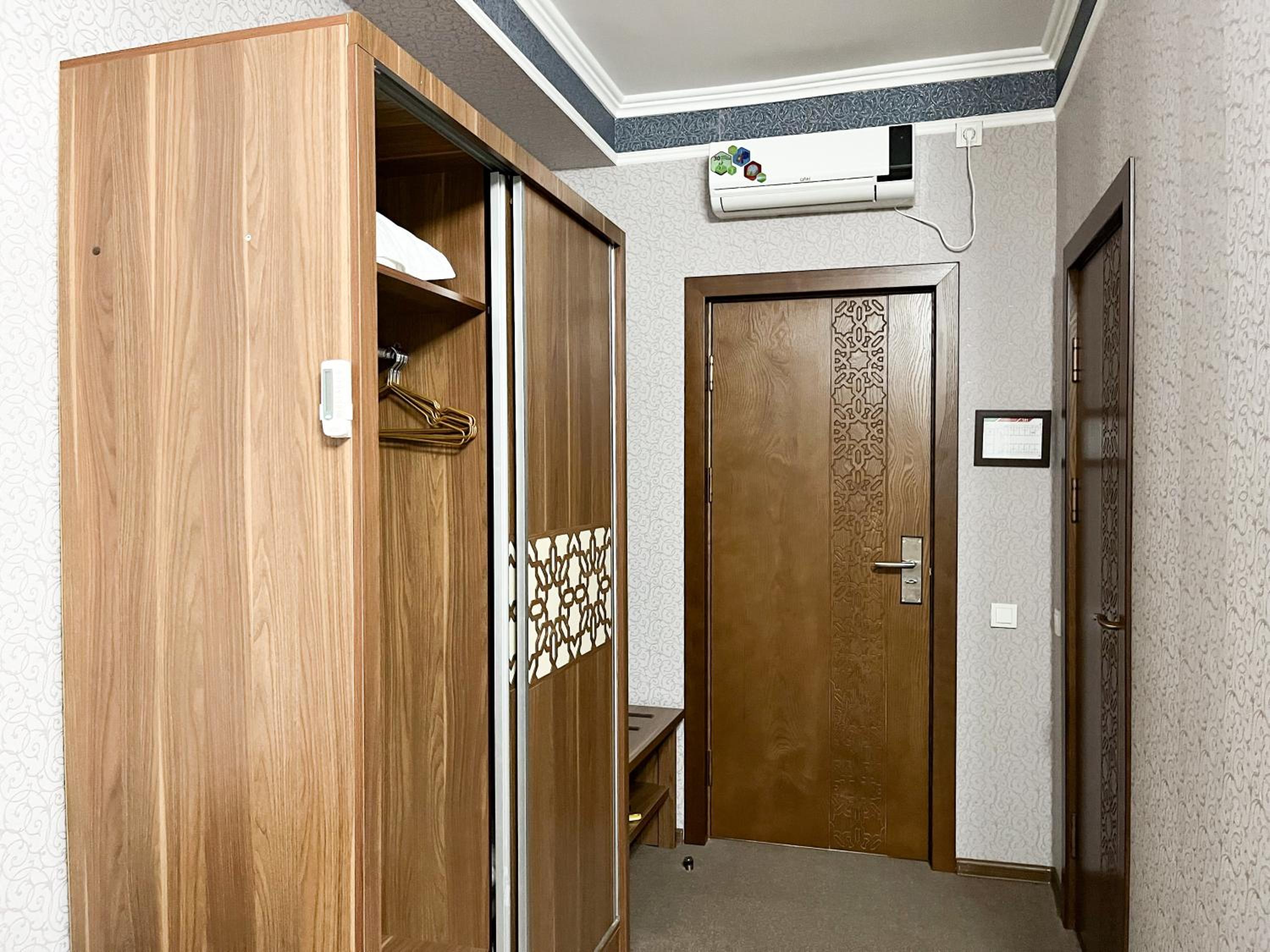 Standard Double Room - Photo 4