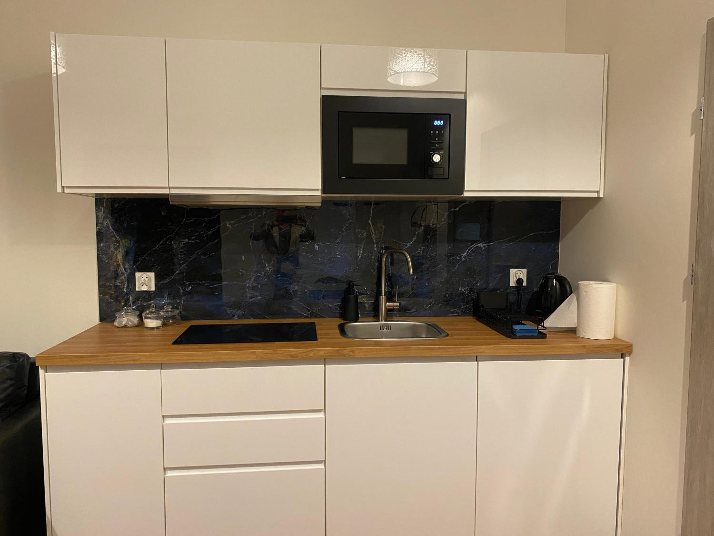 Deluxe Apartment - Photo 2