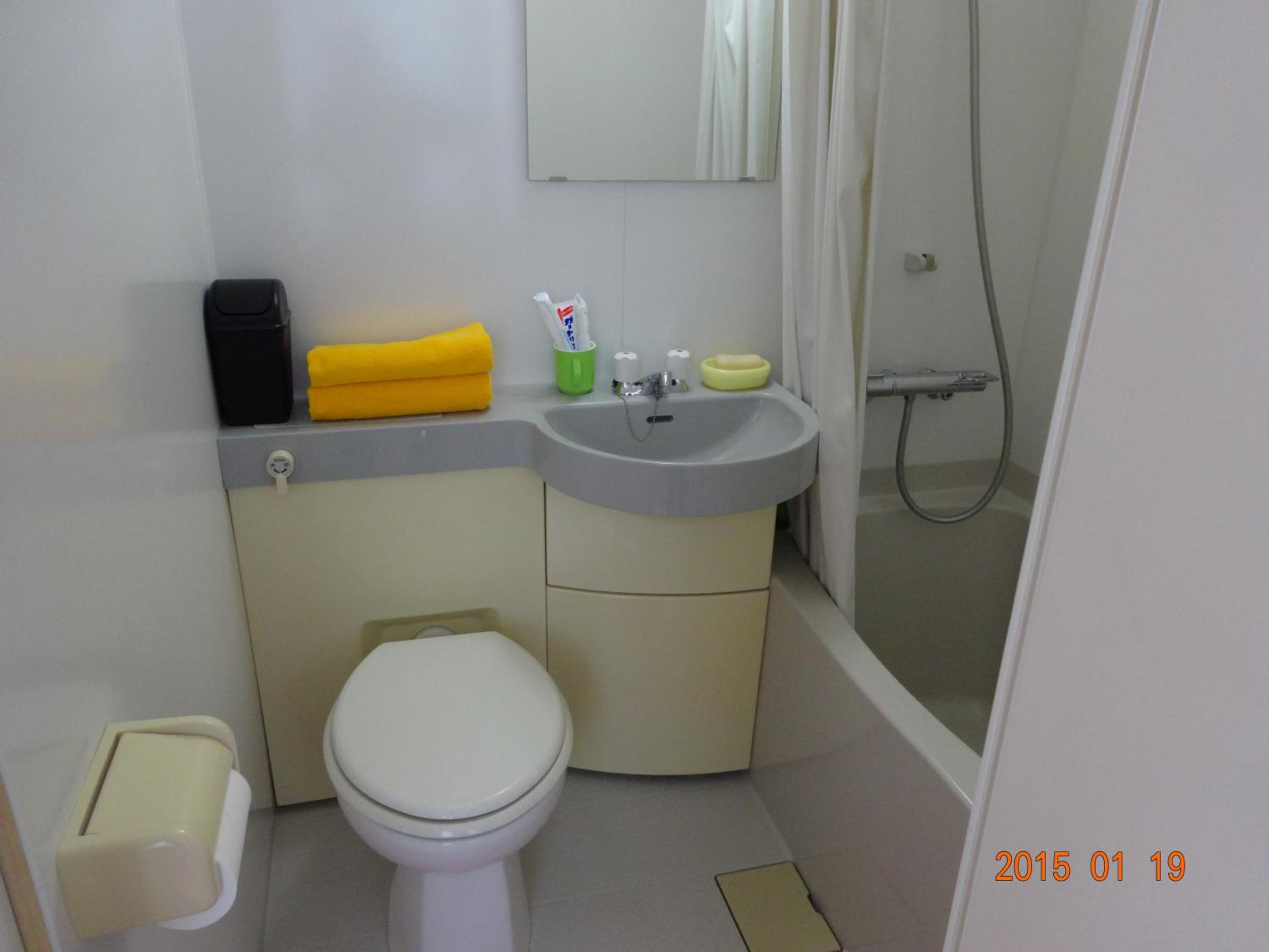 Japanese-Style Twin Room with Private Bathroom