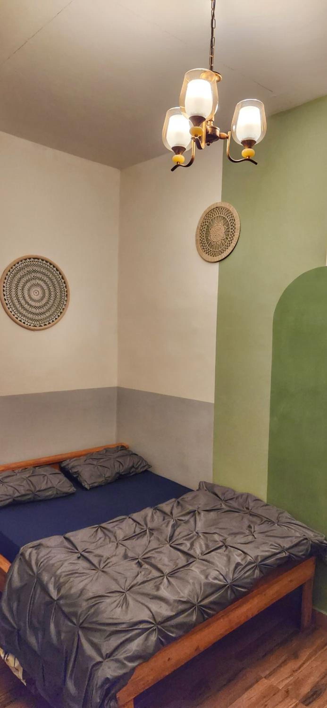Standard Double Room - Photo 9