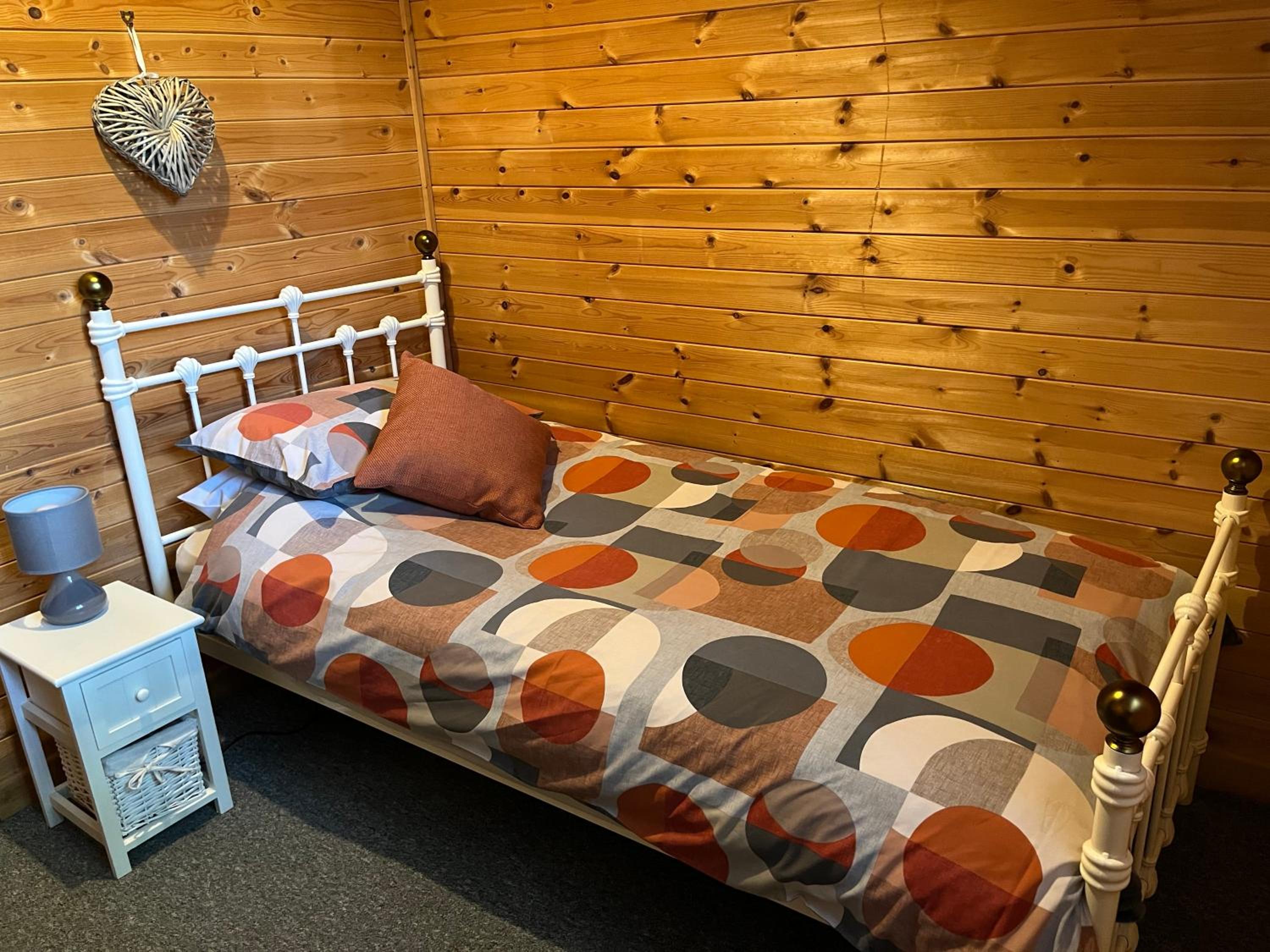 Three-Bedroom House photo 2