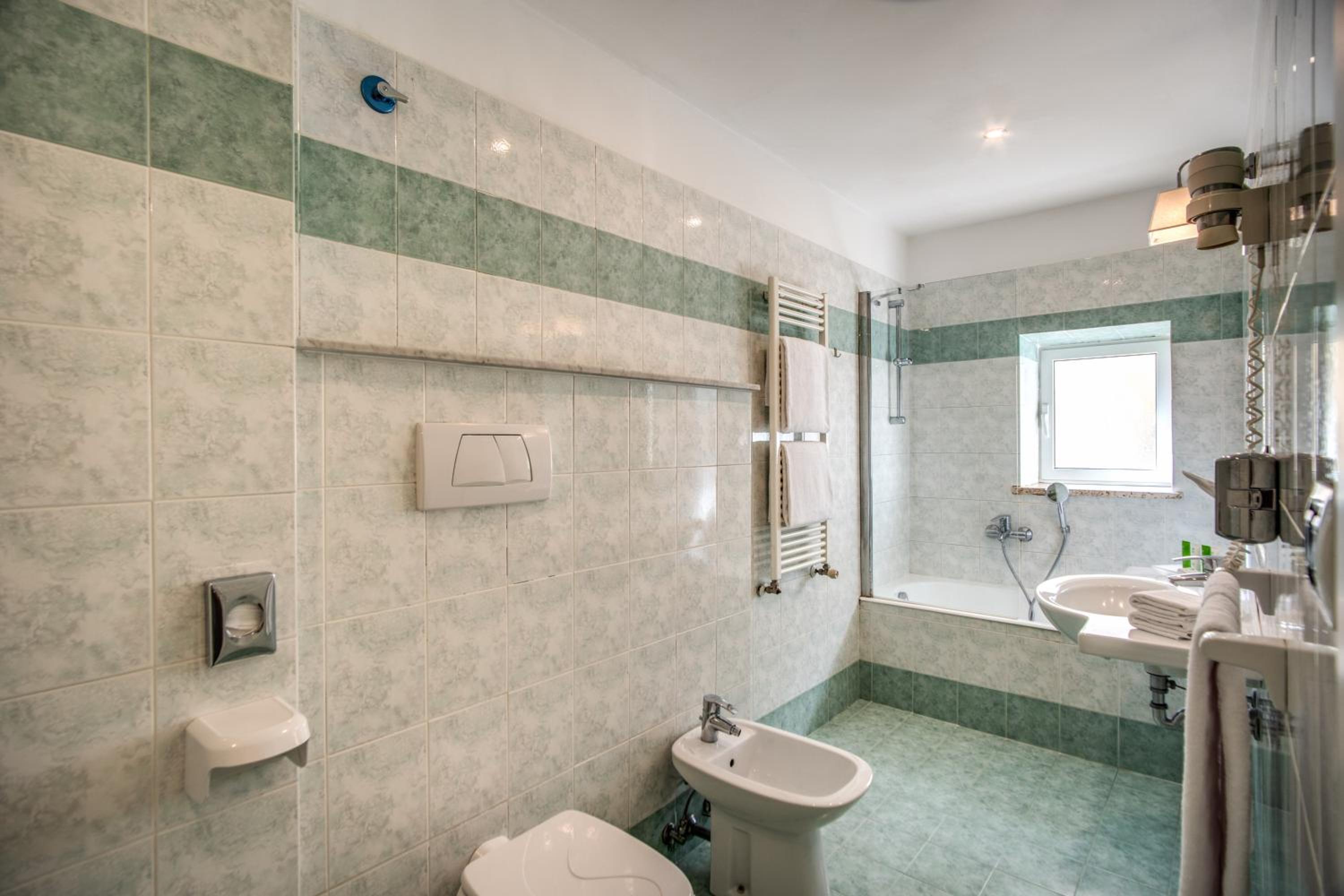 Superior Double or Twin Room photo 2