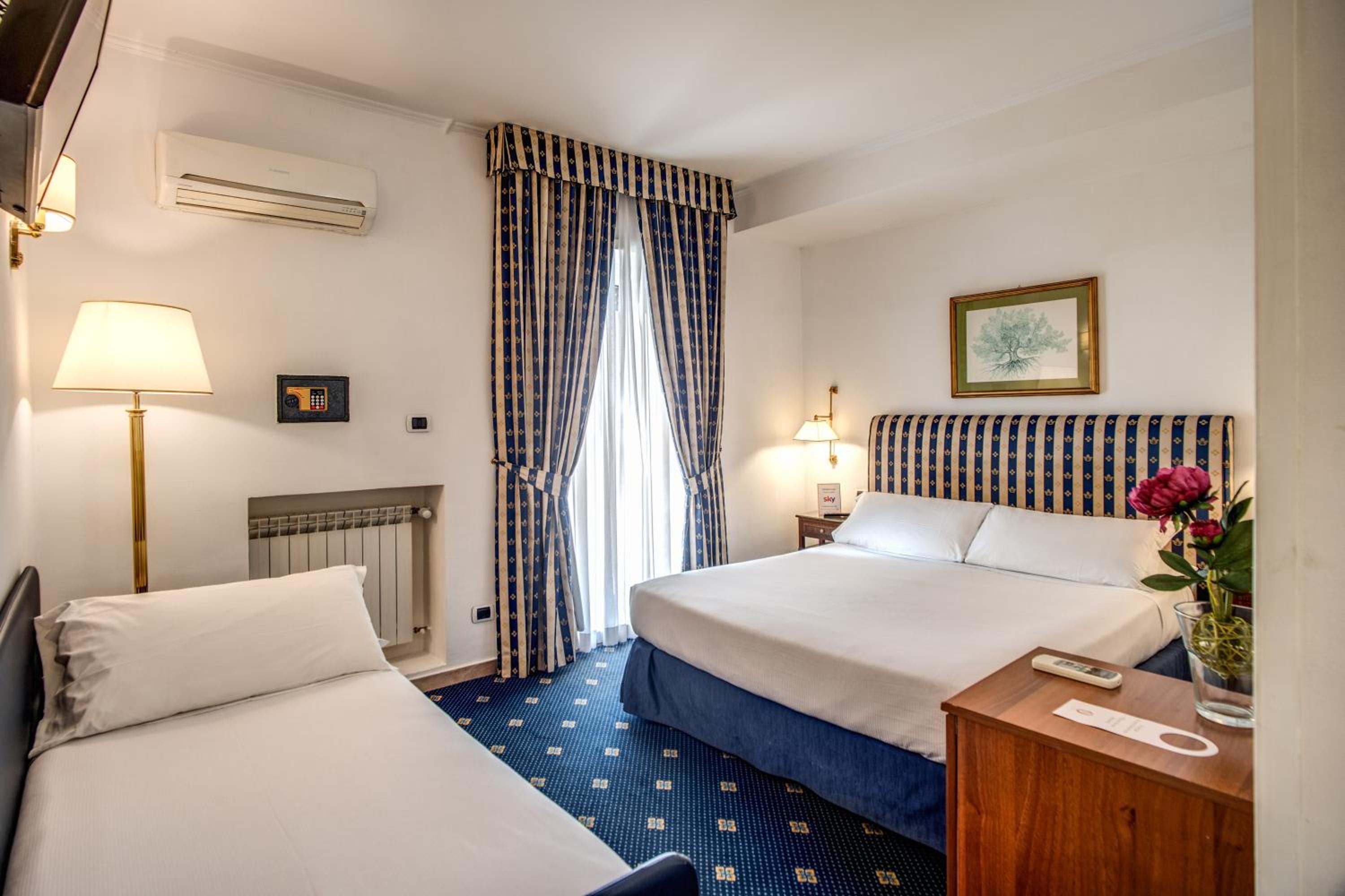Triple Room photo 2