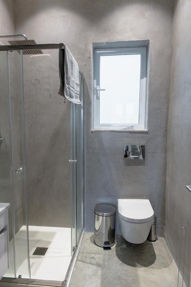 Double Room with Balcony - Photo 33