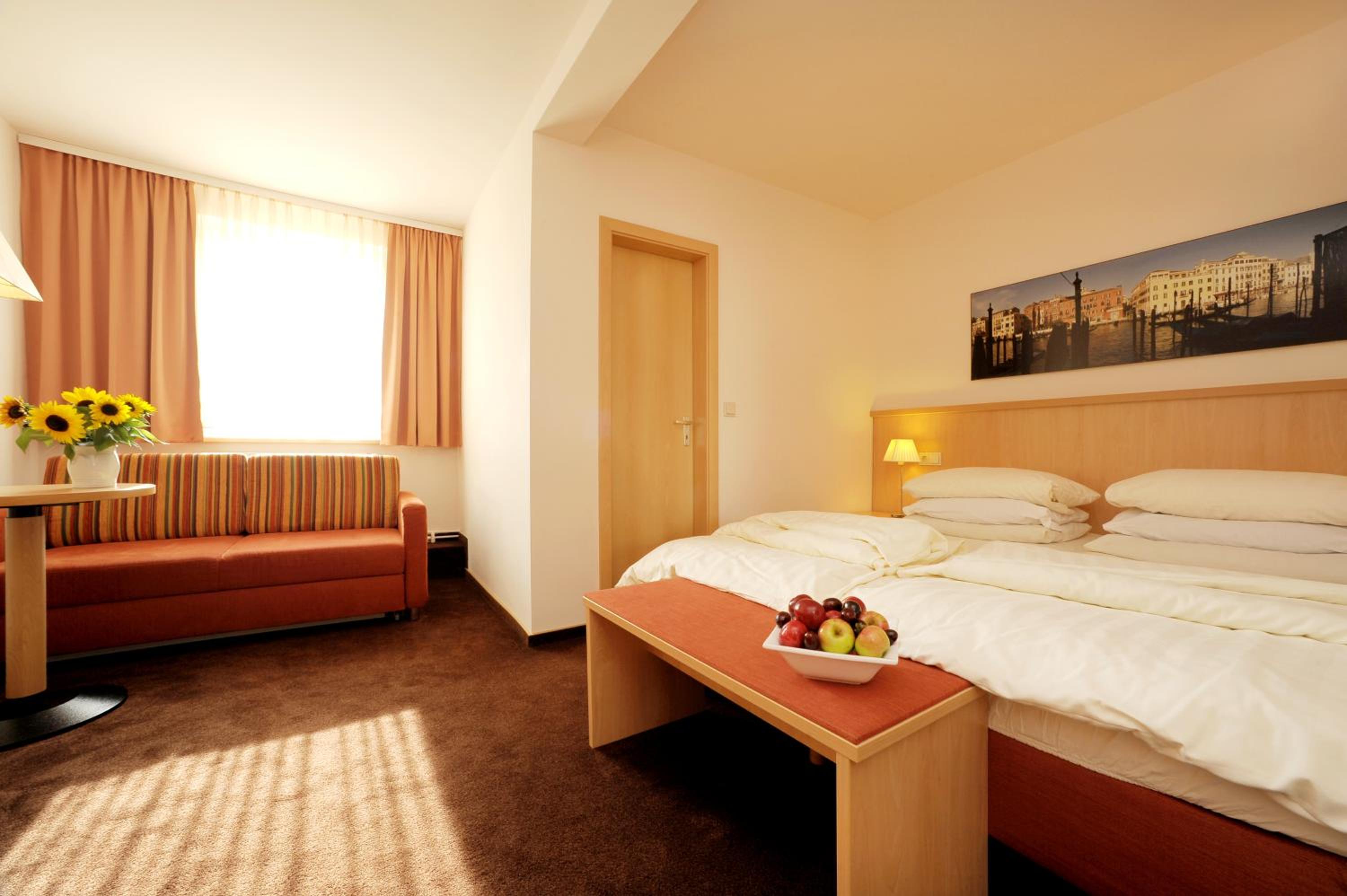 Double Room - Photo 1