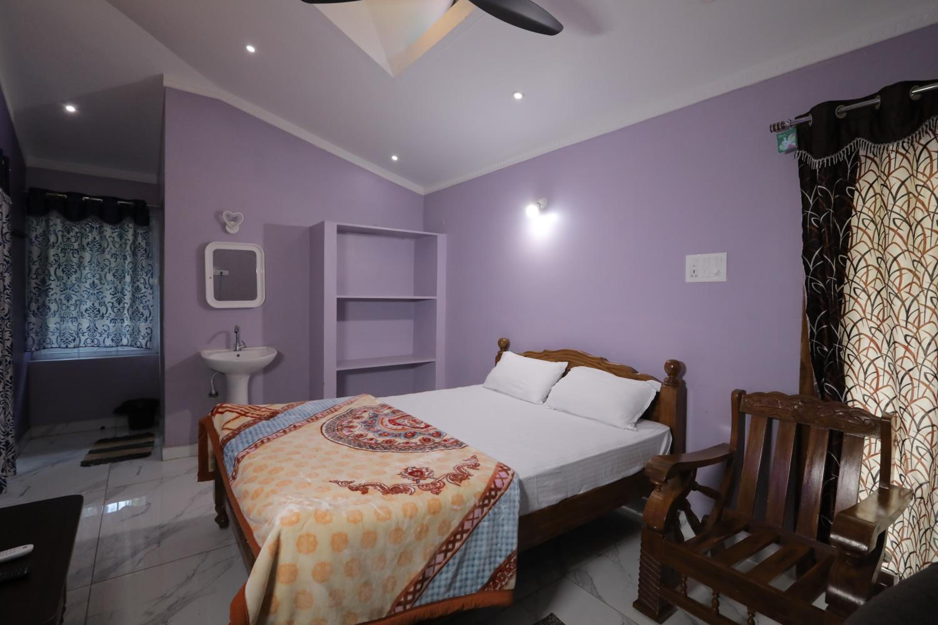 Deluxe Double Room photo 2
