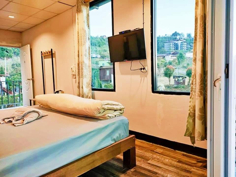 Queen Room with Mountain View - Air conditioning  - Photo 1