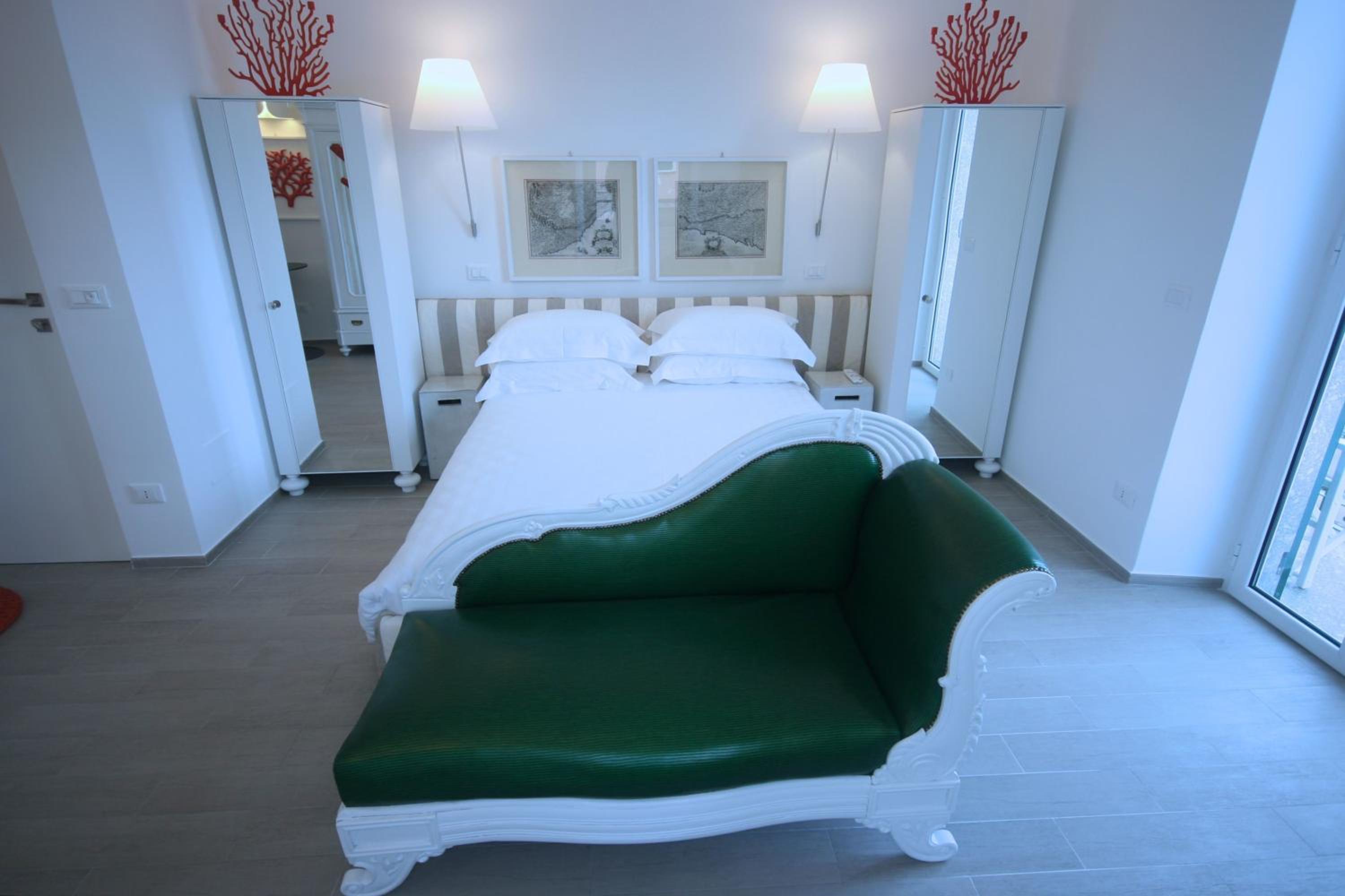 Queen Room with Sea View photo 1