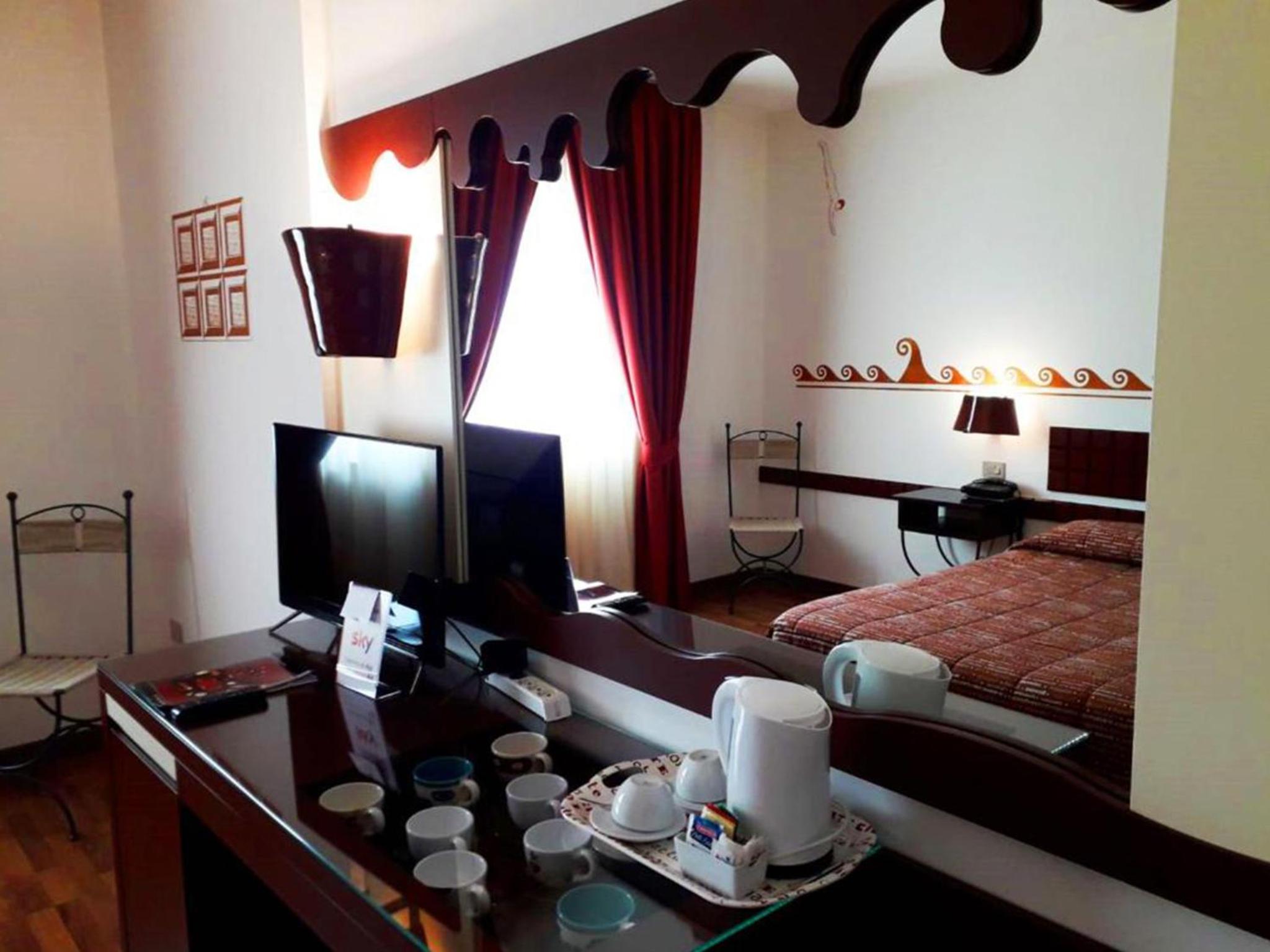 Superior Double or Twin Room - Photo 8