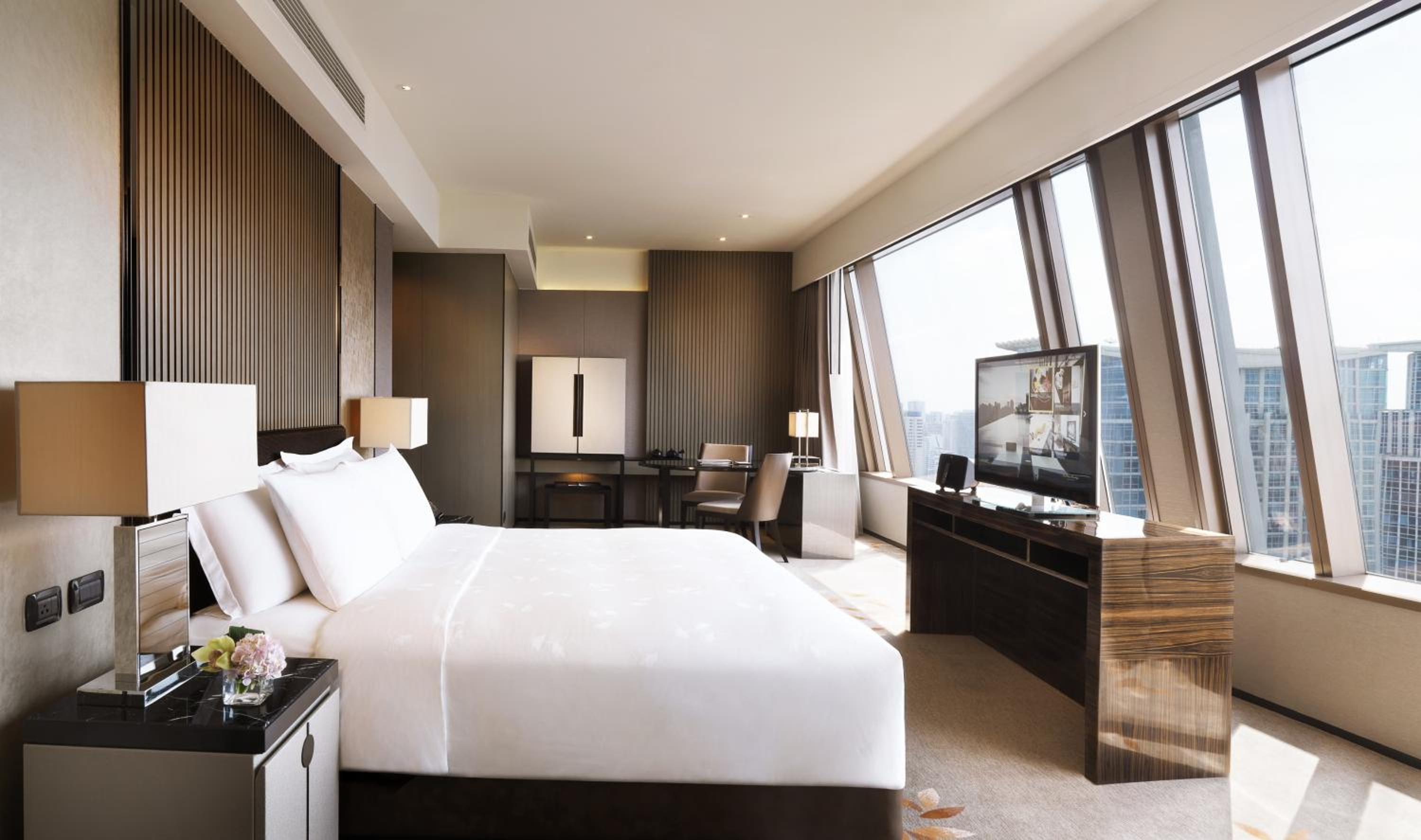 Prestige Club – Club Lounge access Prestige Club – Club Lounge access