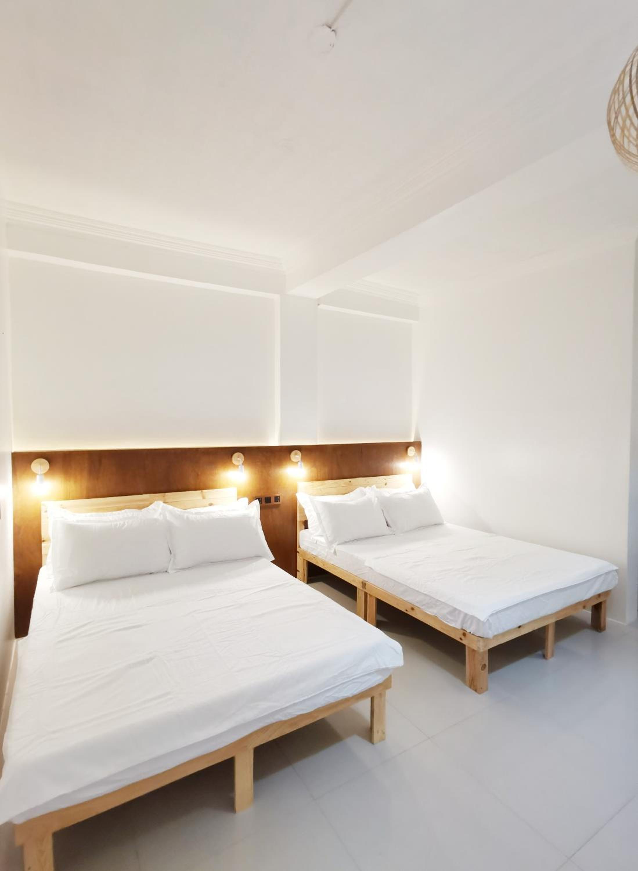 Quadruple Room - Photo 5