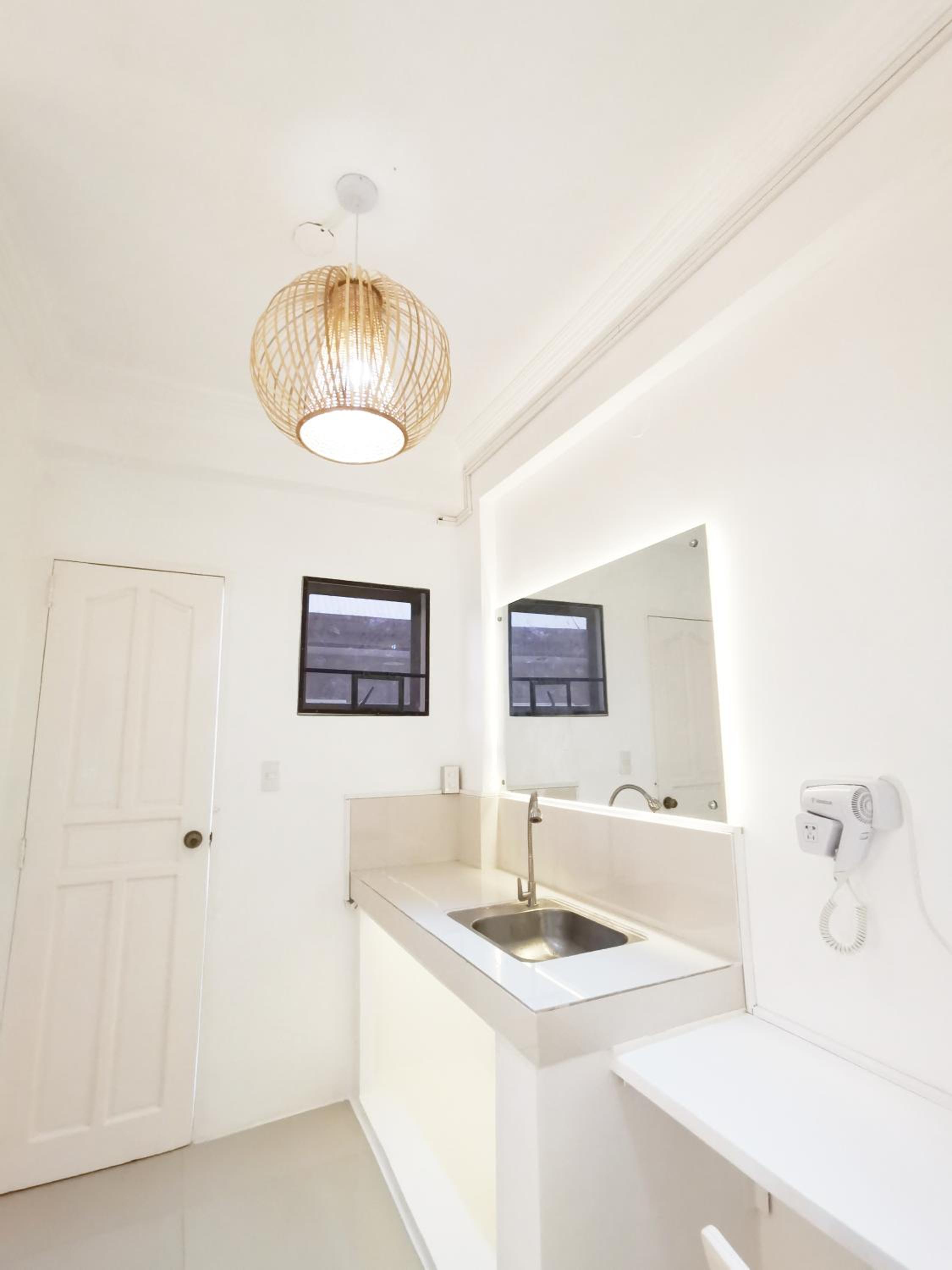 Quadruple Room - Photo 10