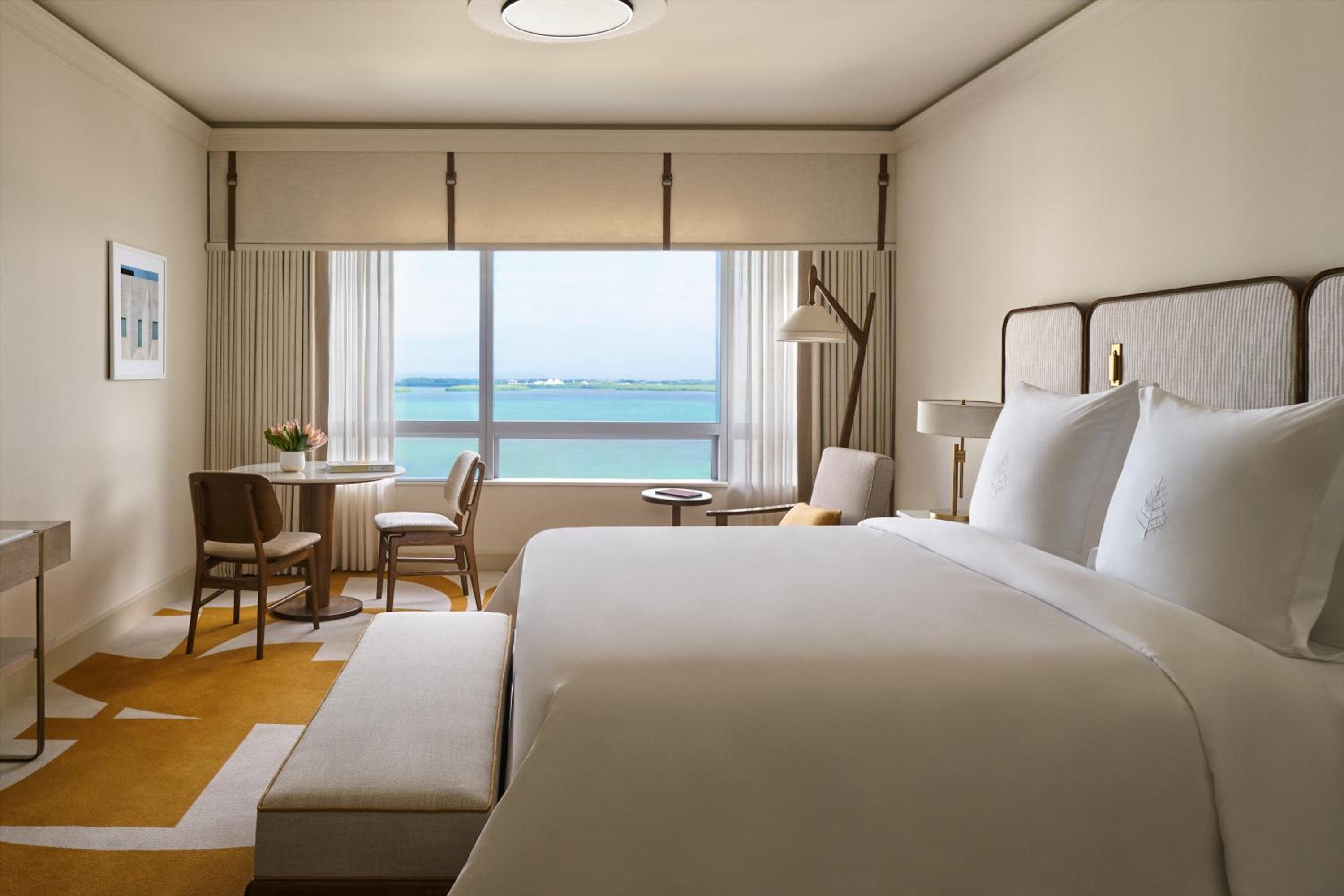 Premier Bayfront Room King