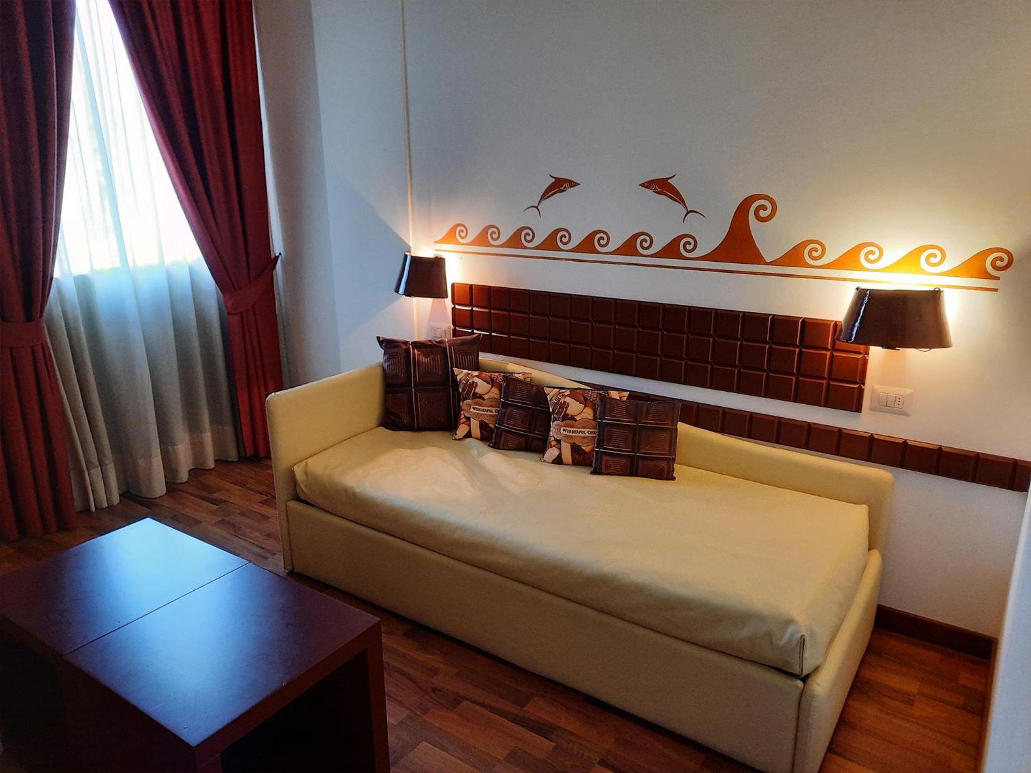Suite - Photo 3