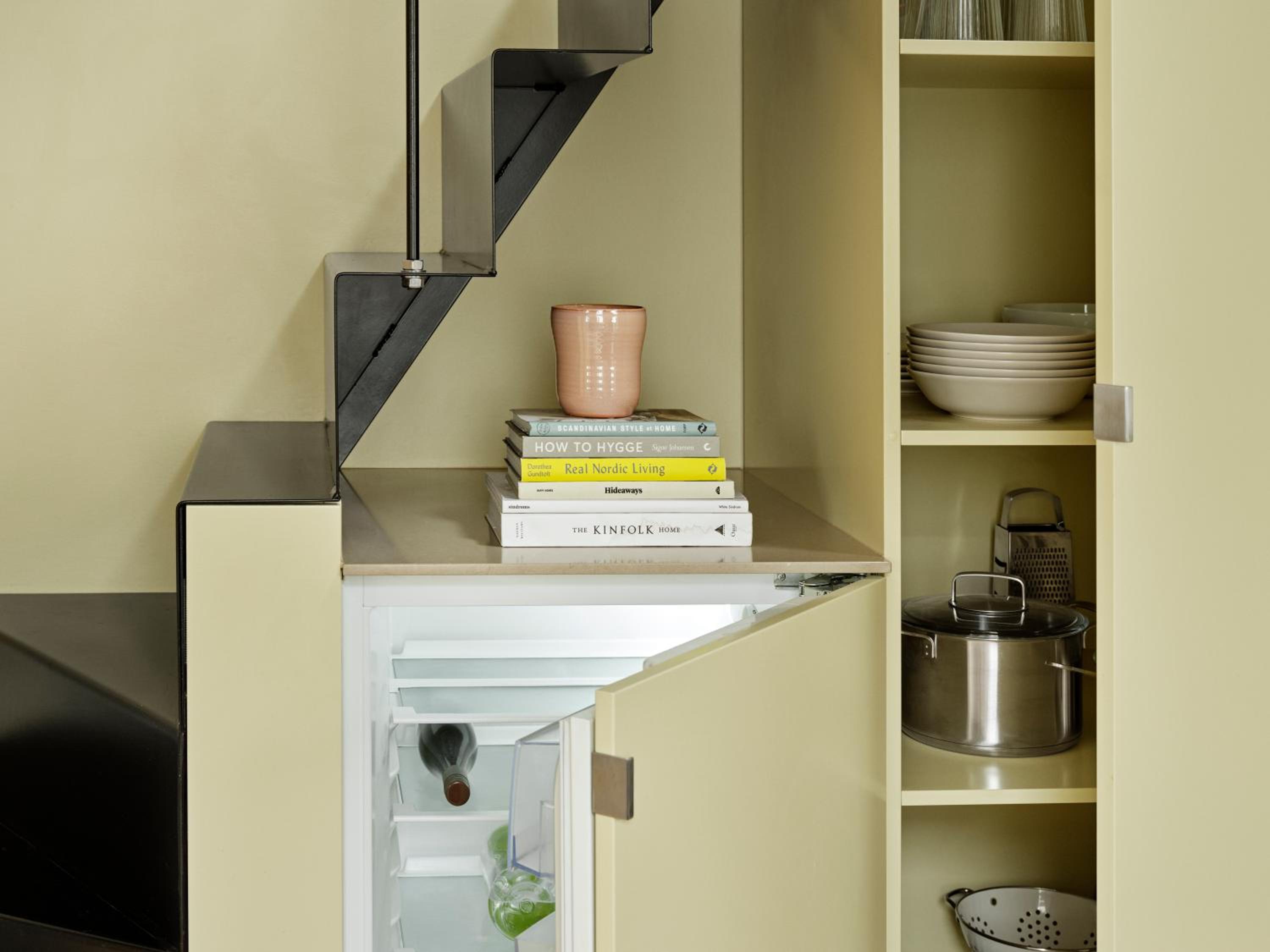 Split Level Apartment - Loft Bed thumbnail 6