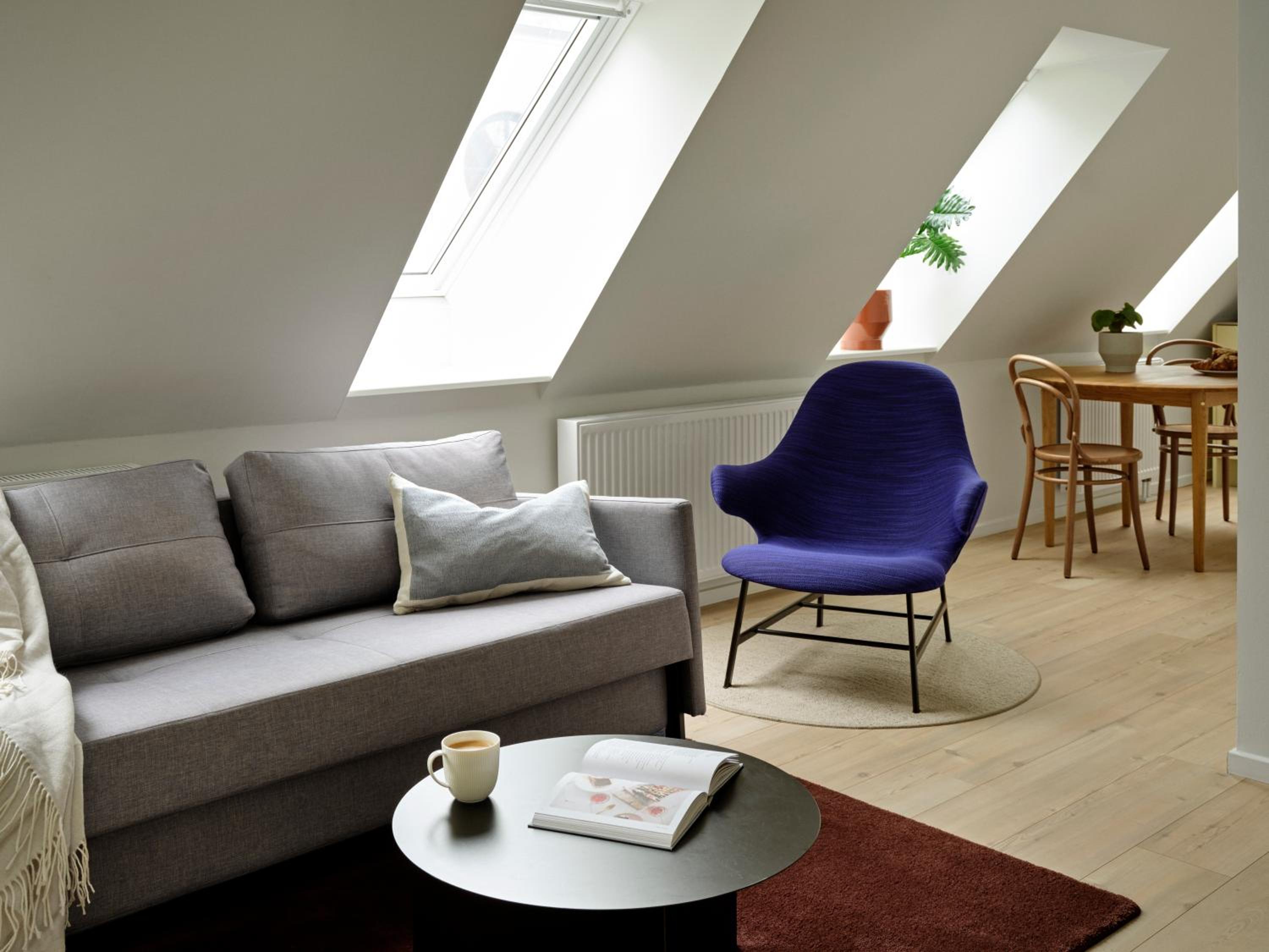 Split Level Apartment - Loft Bed thumbnail 5