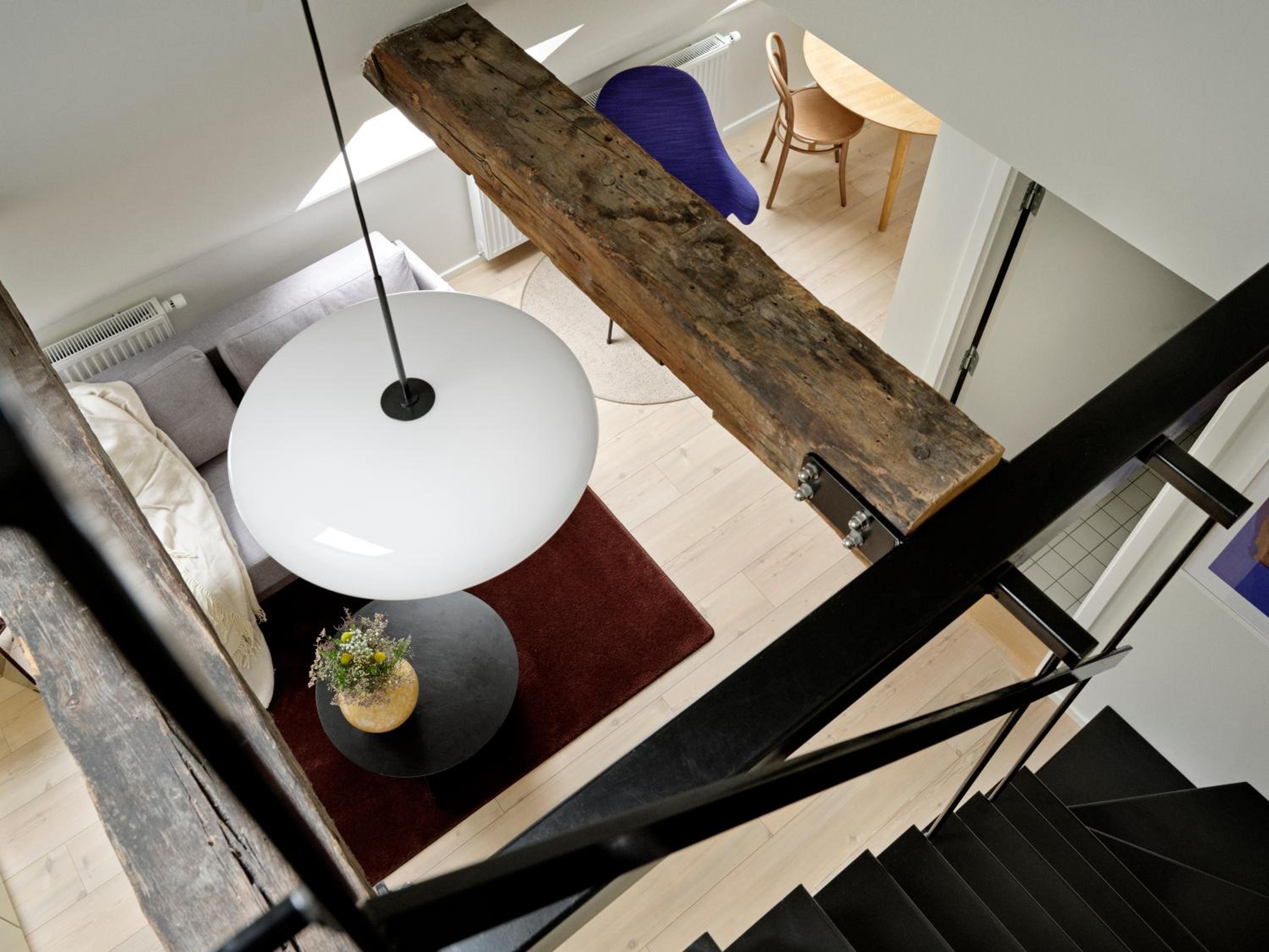 Split Level Apartment - Loft Bed thumbnail 6