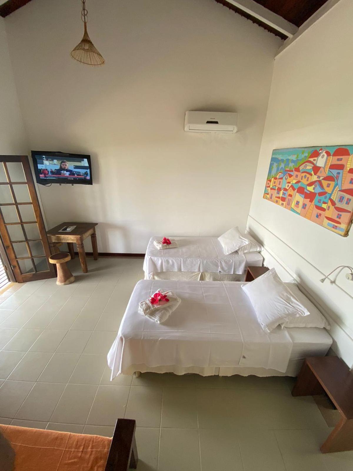 Double Room with Balcony and Sea View - Photo 3
