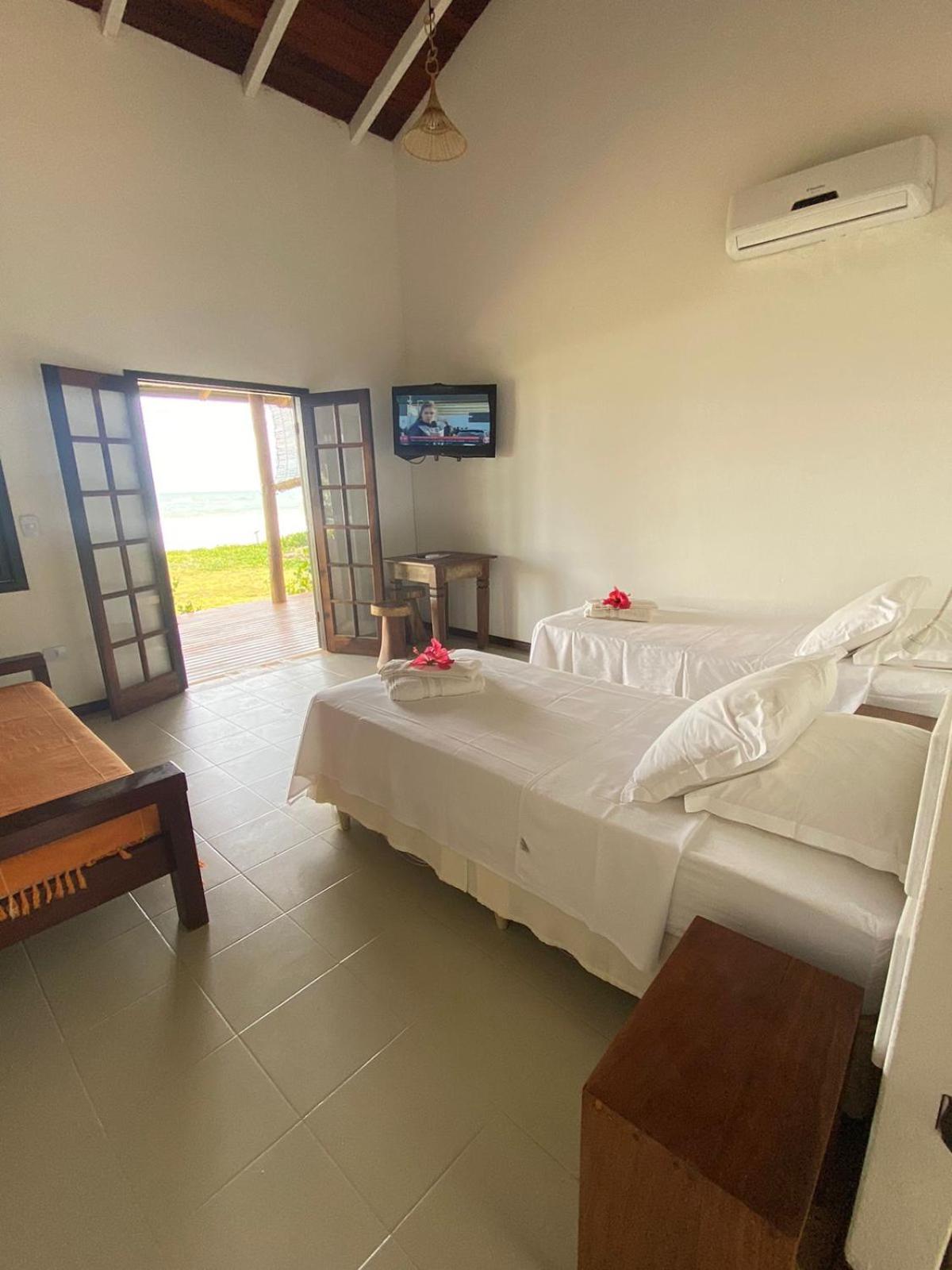 Double Room with Balcony and Sea View - Photo 5