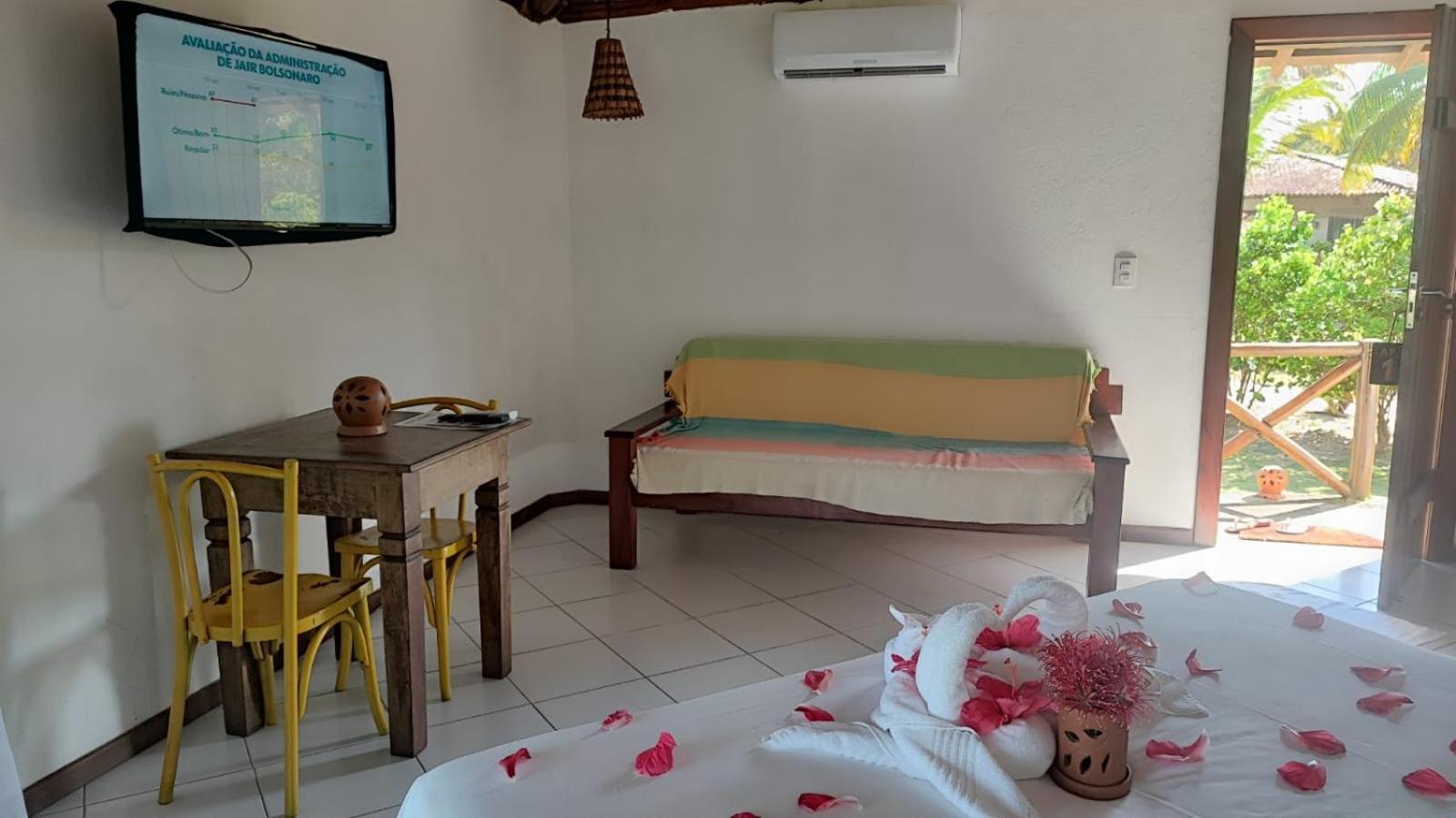 Bungalow with Sea View - Photo 6