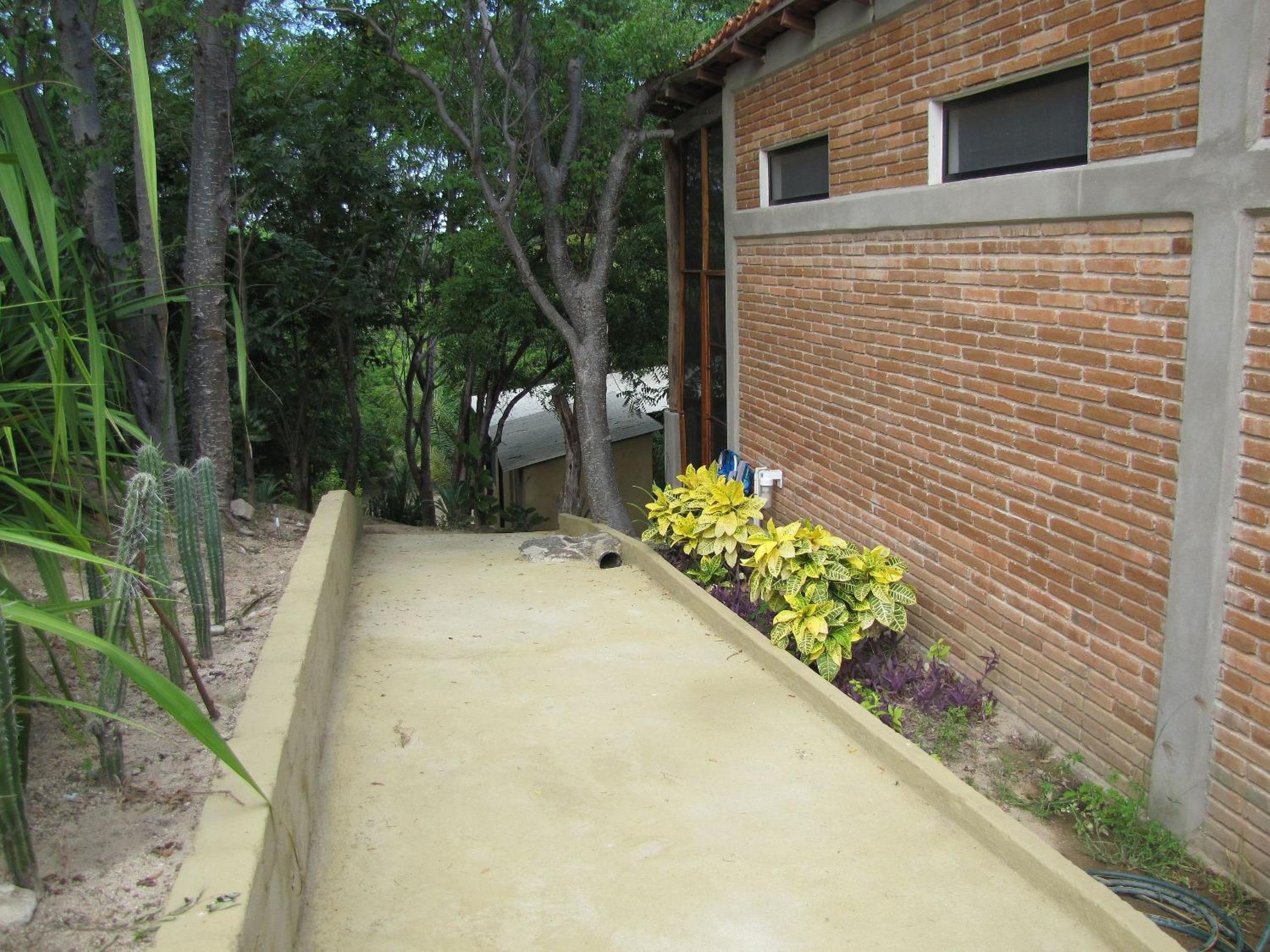 Deluxe Double or Twin Room with Mountain View photo 3