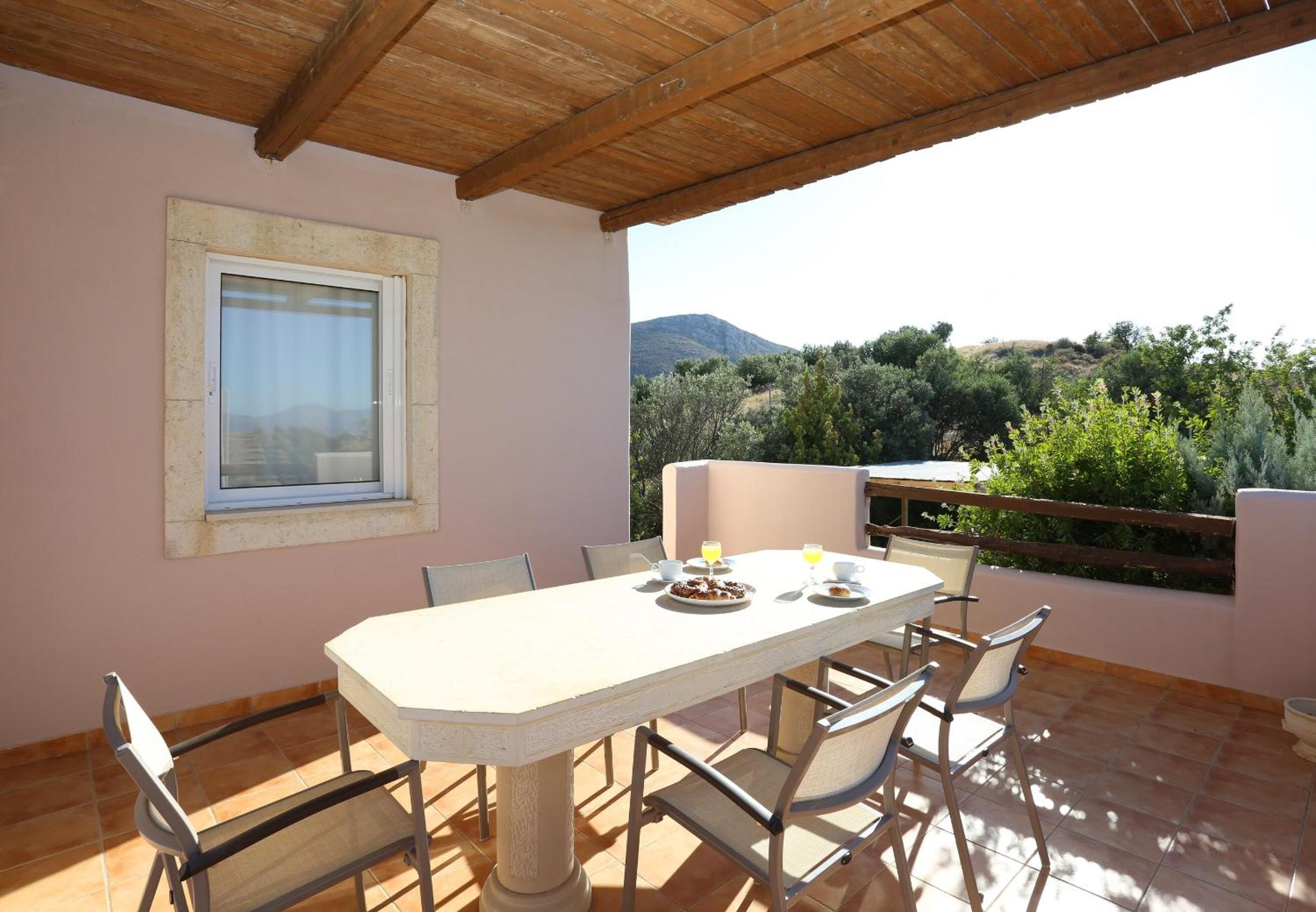 Deluxe Villa photo 2